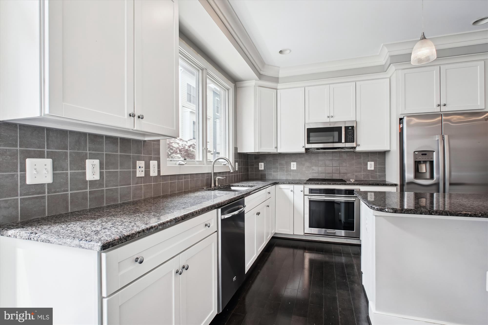 JAMES BLAND HOMES - Residential Lease