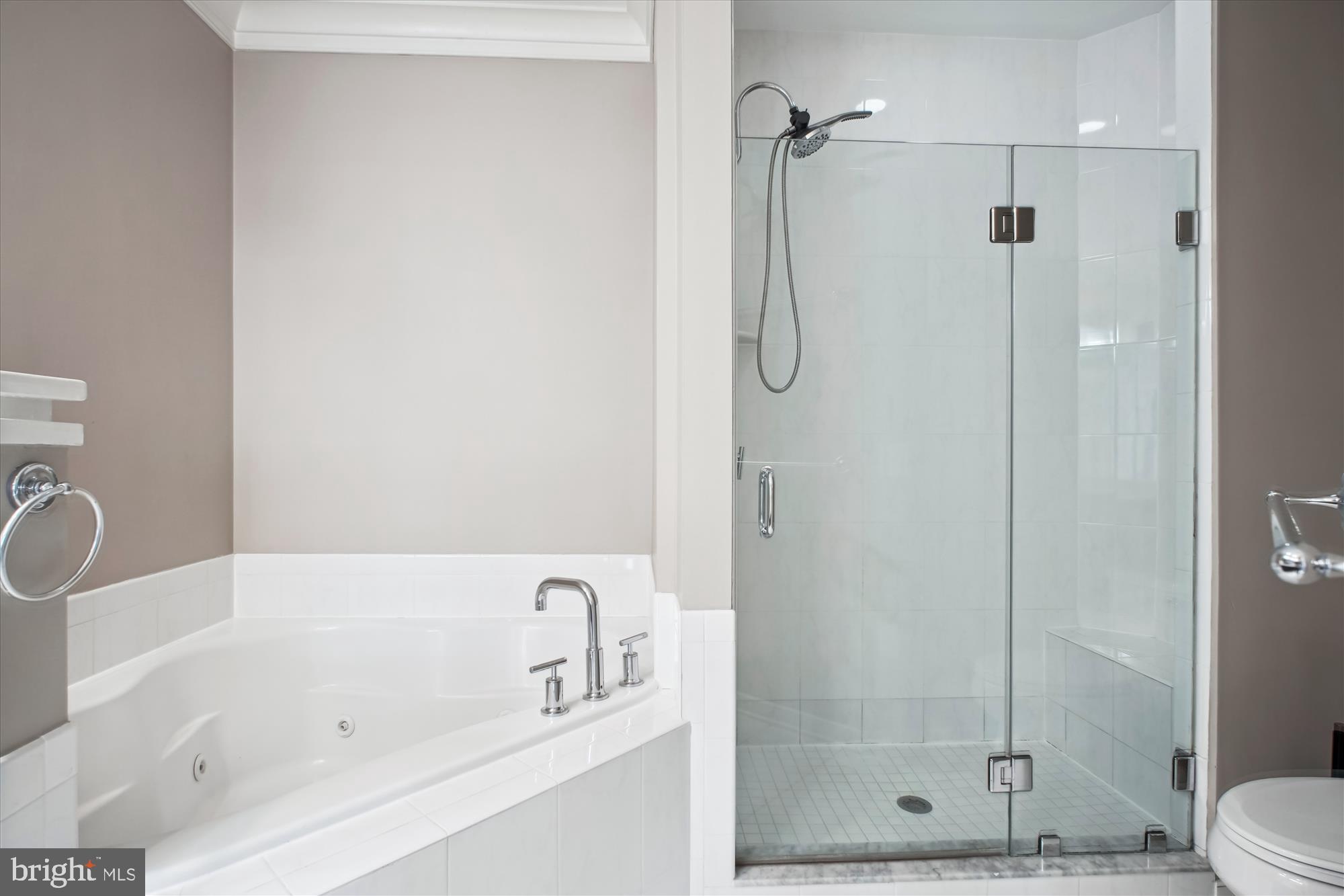 JAMES BLAND HOMES - Residential Lease