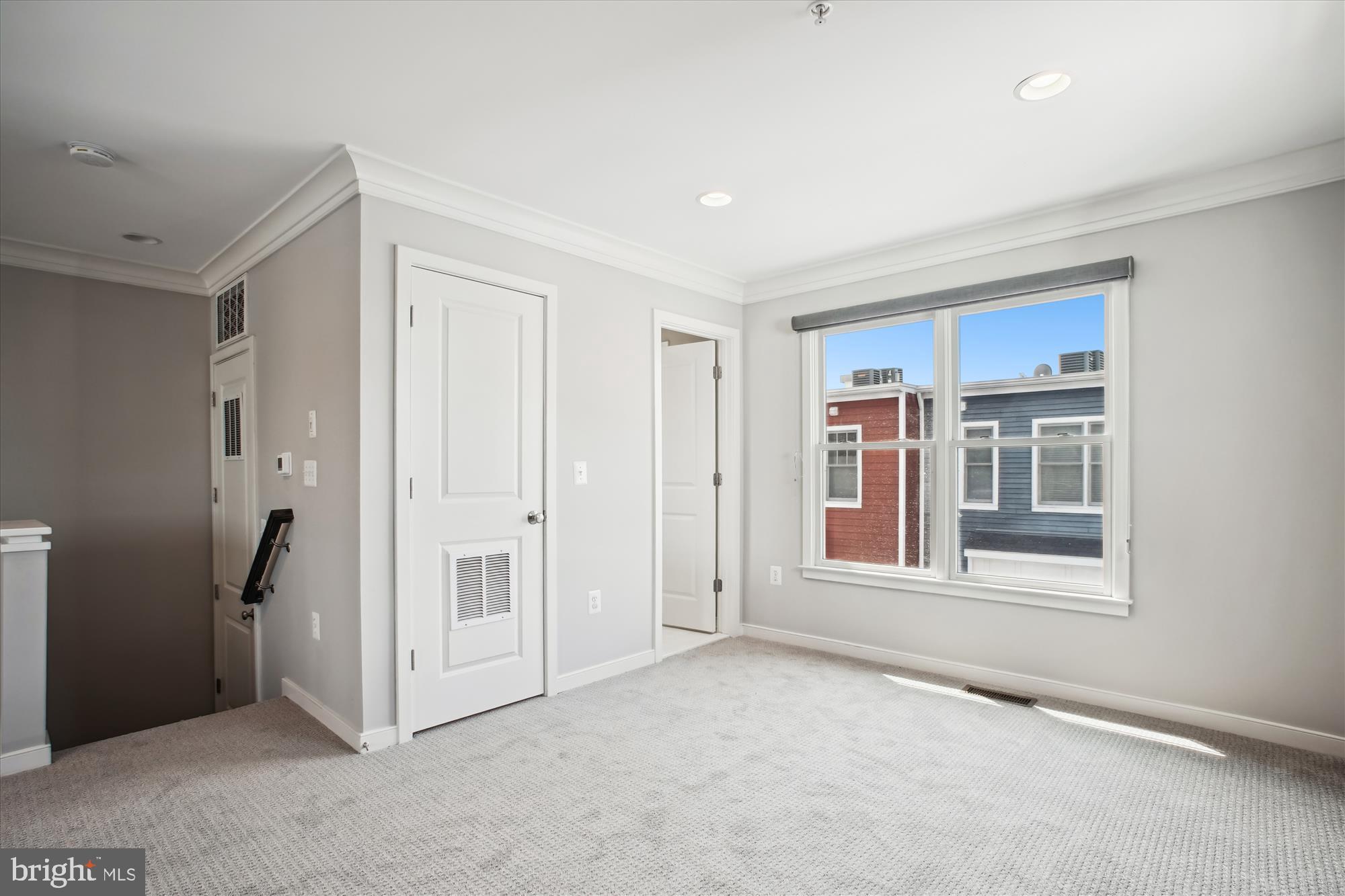 JAMES BLAND HOMES - Residential Lease