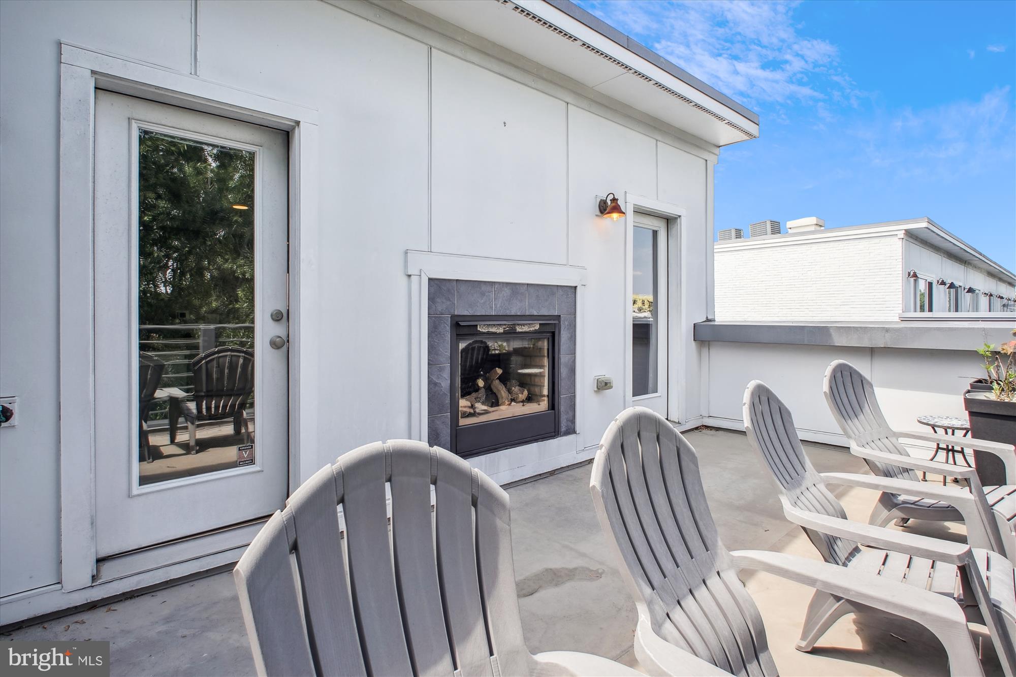 JAMES BLAND HOMES - Residential Lease