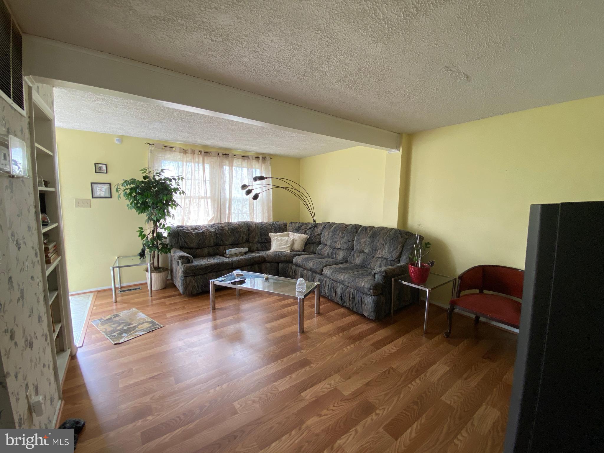 WILLOW HILLS- RESUB PARC - Residential