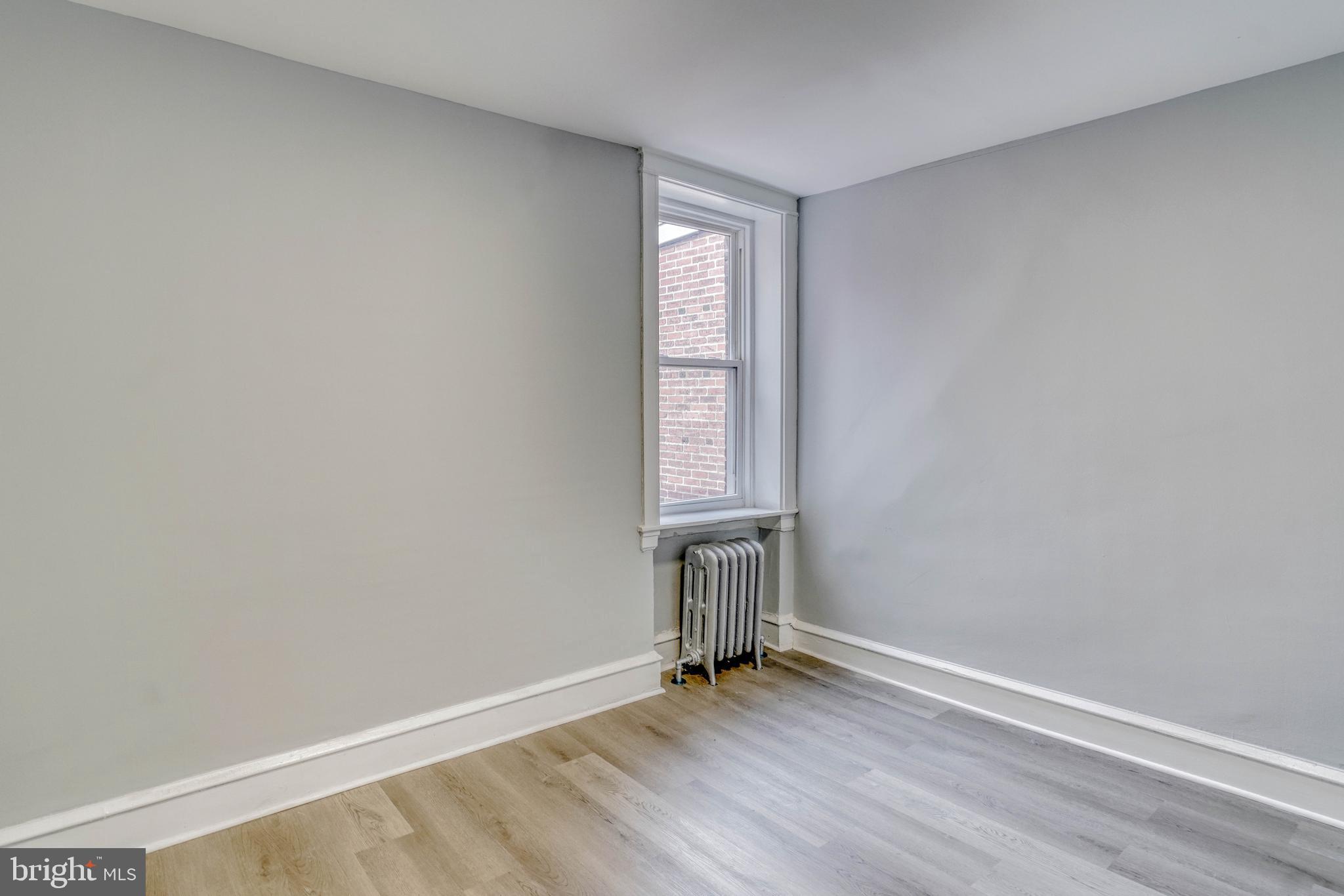 LAWNCREST - Residential