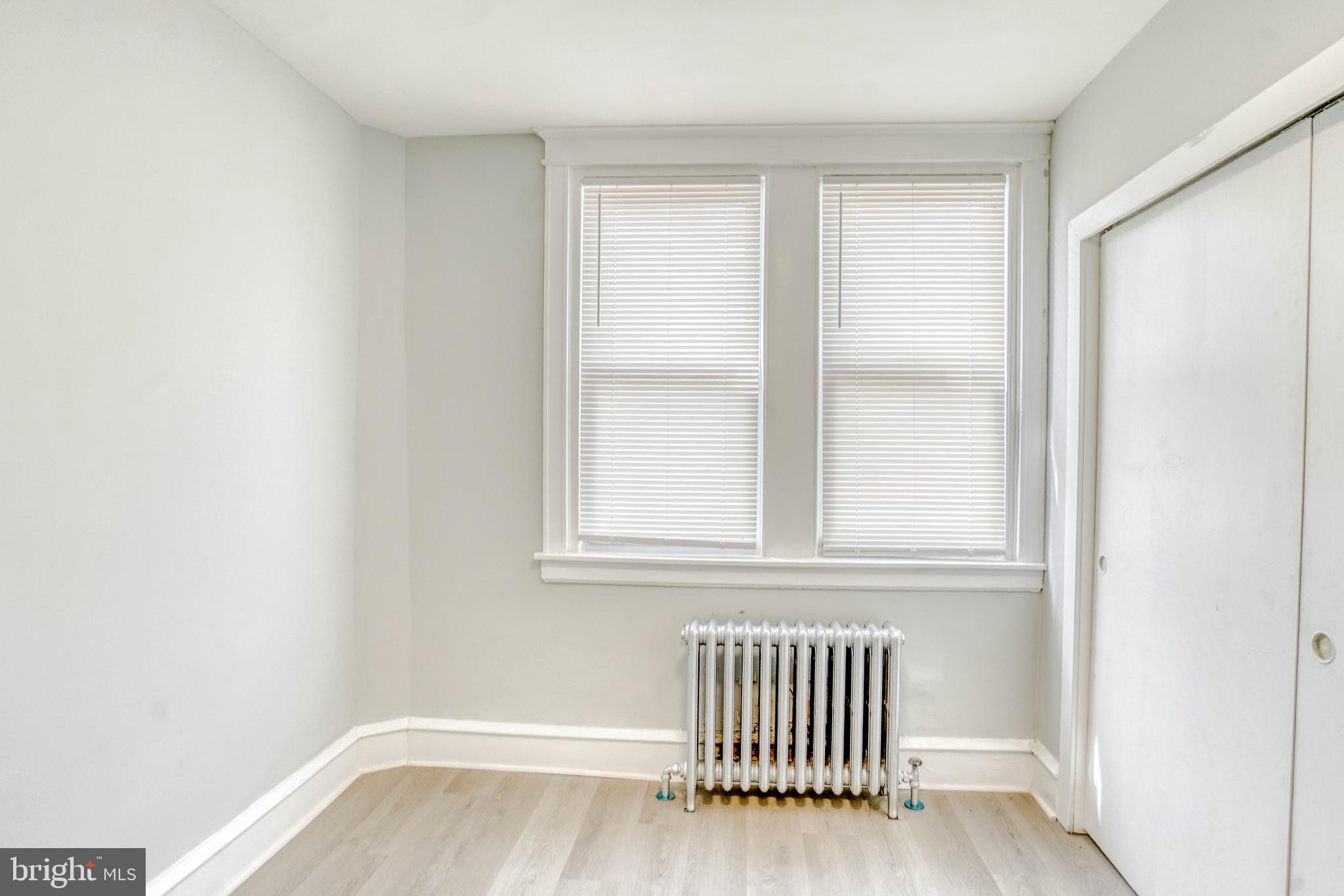 LAWNCREST - Residential