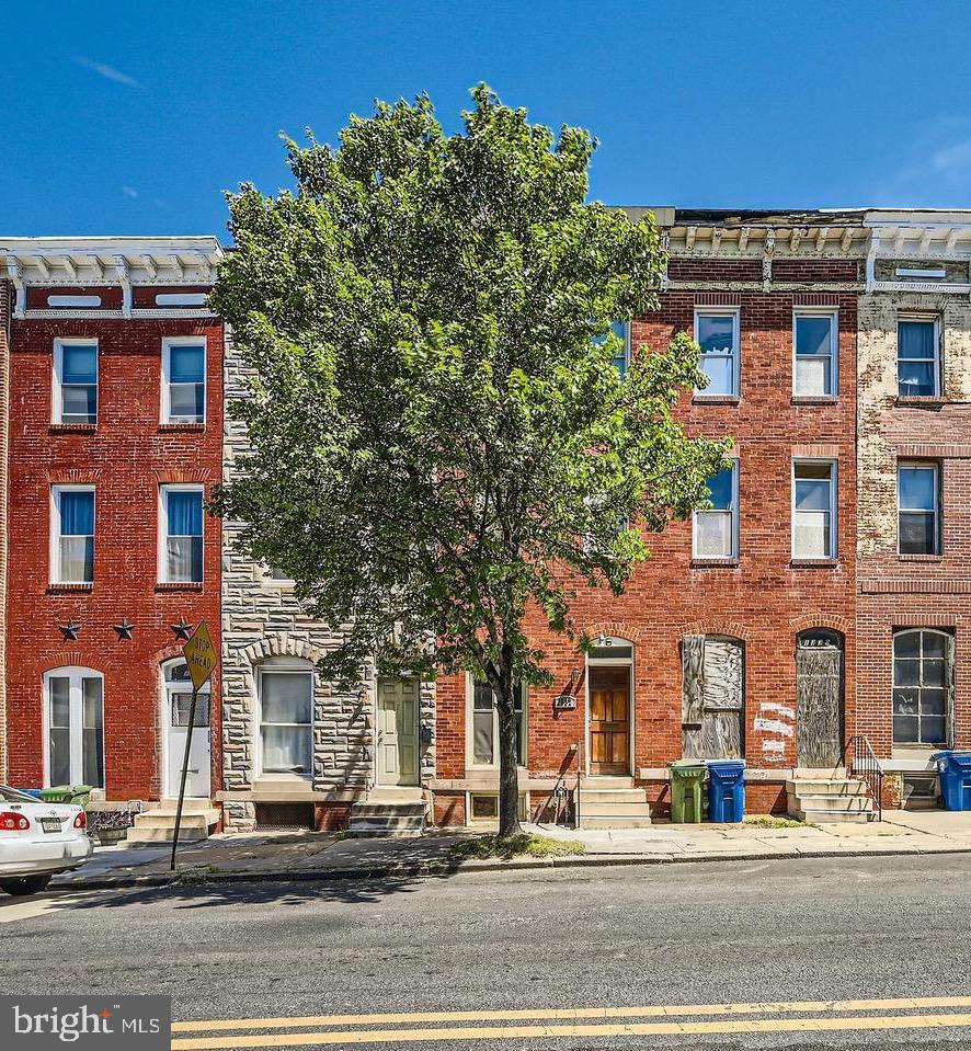 Welcome to 1332 W Lafayette Ave – a spacious and updated 5-bedroom, 2.5-bath middle-of-group townhouse in the heart of Baltimore City! This charming home blends historic character with modern updates, featuring generous living spaces, high ceilings, and natural light throughout. Located just minutes from downtown, major highways, public transportation, and local universities—this home is close to everything! Whether you're a first-time buyer or an investor, this is an incredible opportunity in a revitalising area. Present all offer to listing agent. **Reach out listing agent with any inquiries** All offers will be considered.