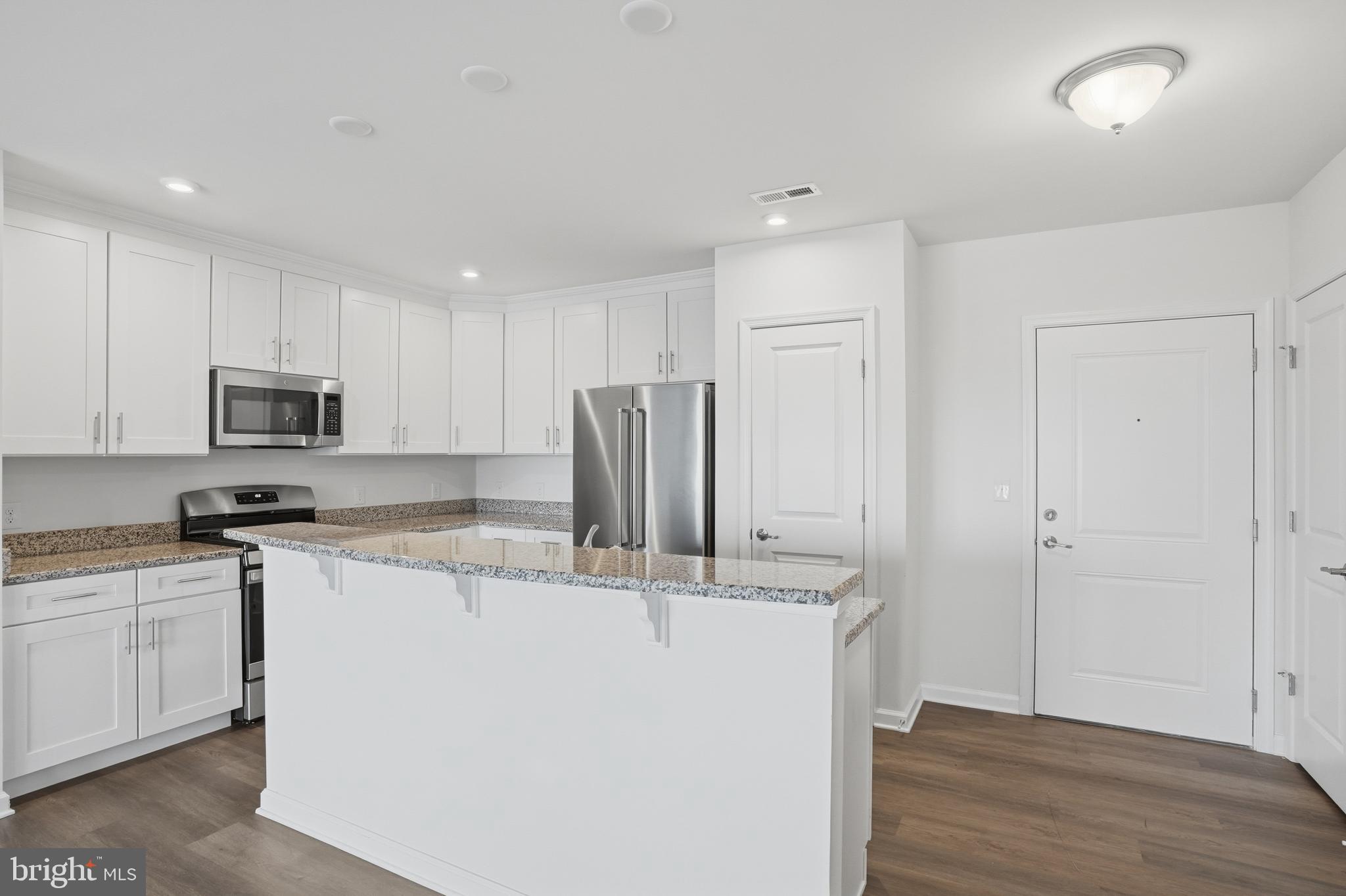 VINEYARDS AT NASSAU VALLEY - Residential