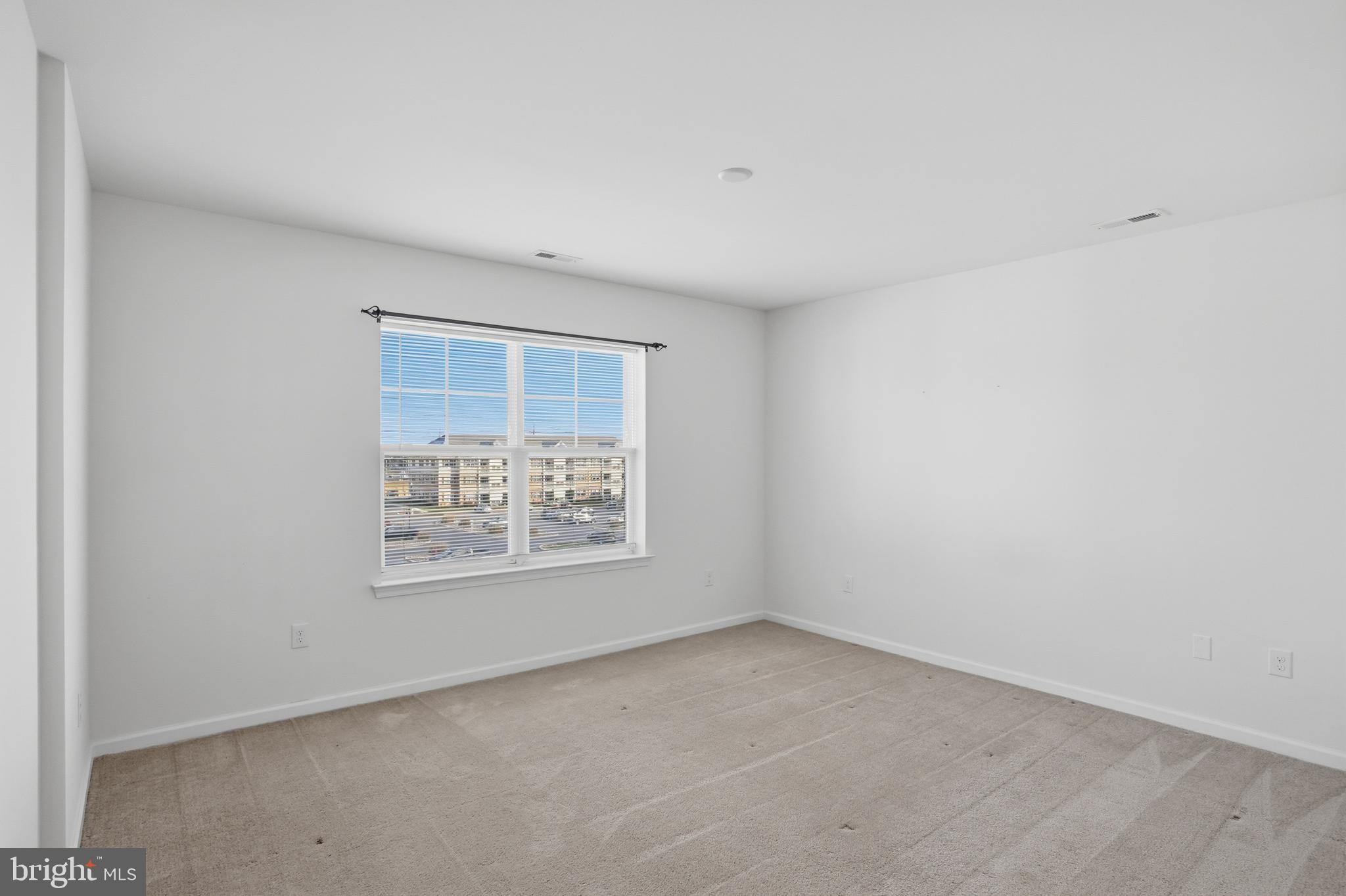 VINEYARDS AT NASSAU VALLEY - Residential