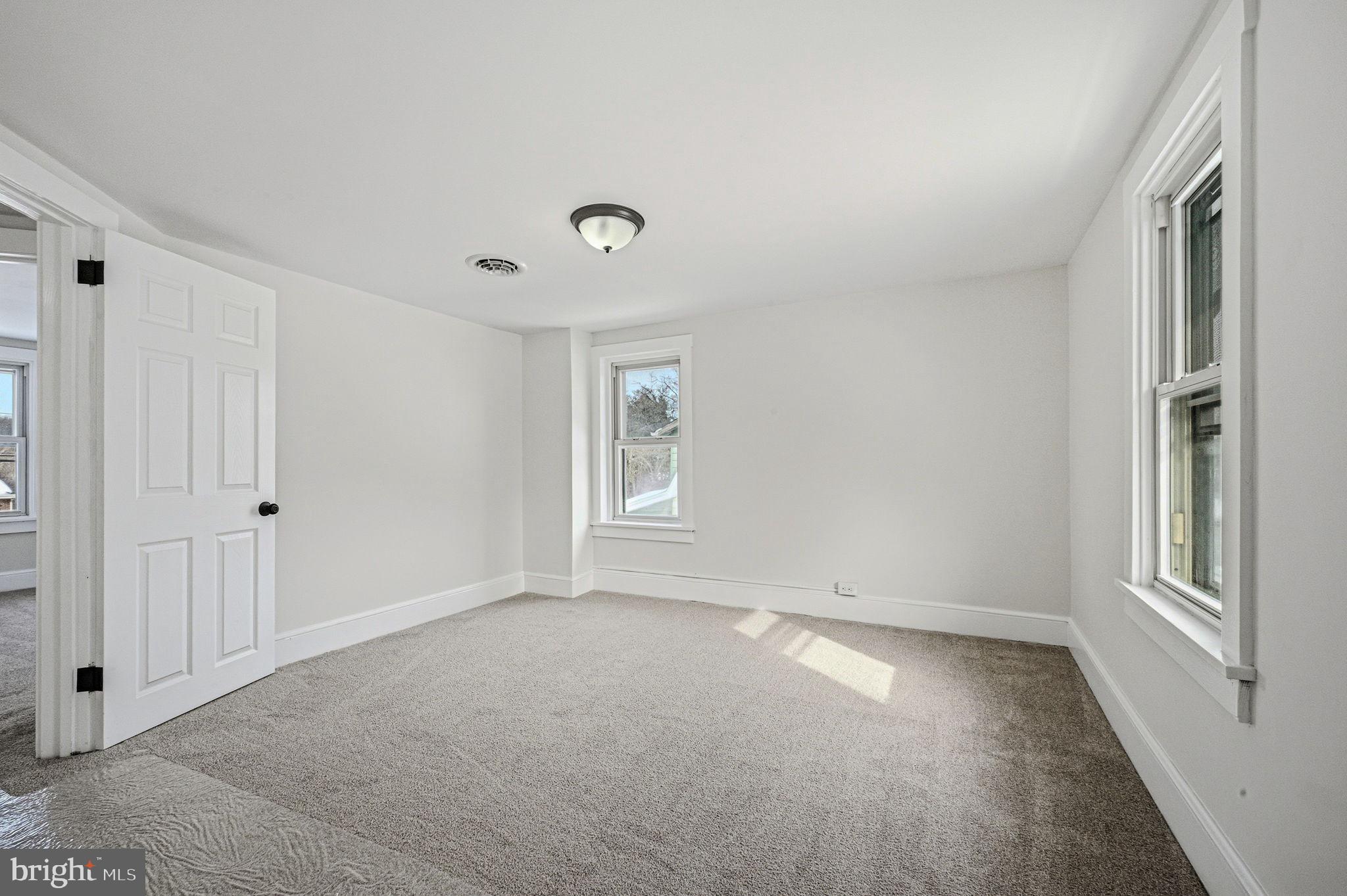 NEWARK - Residential