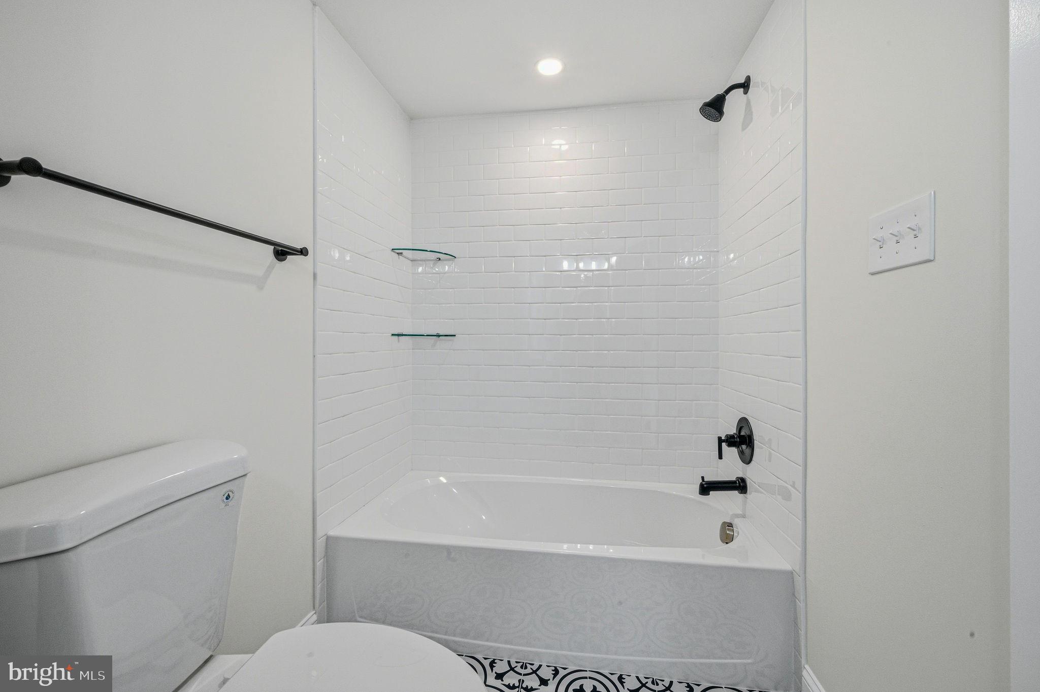 NEWARK - Residential