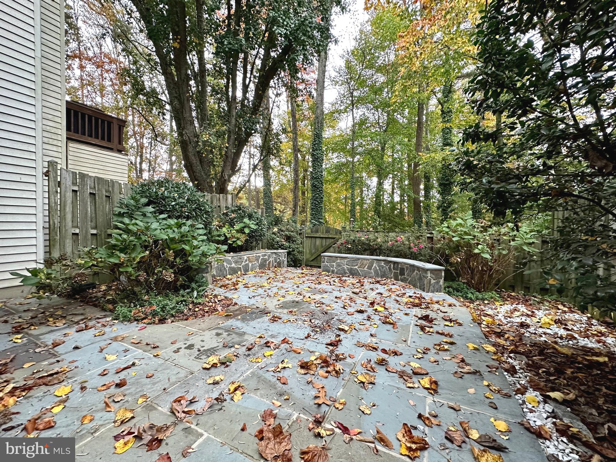 TRIPOLIS AT LAKE BRADDOCK - Residential Lease