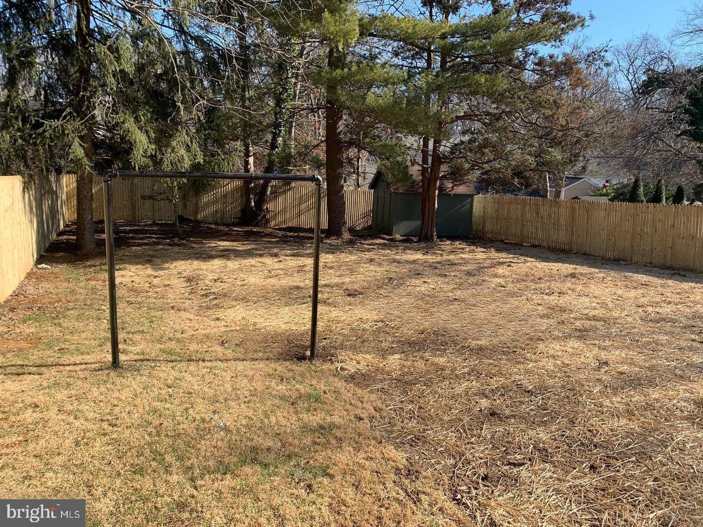 SEVEN OAKS - Residential