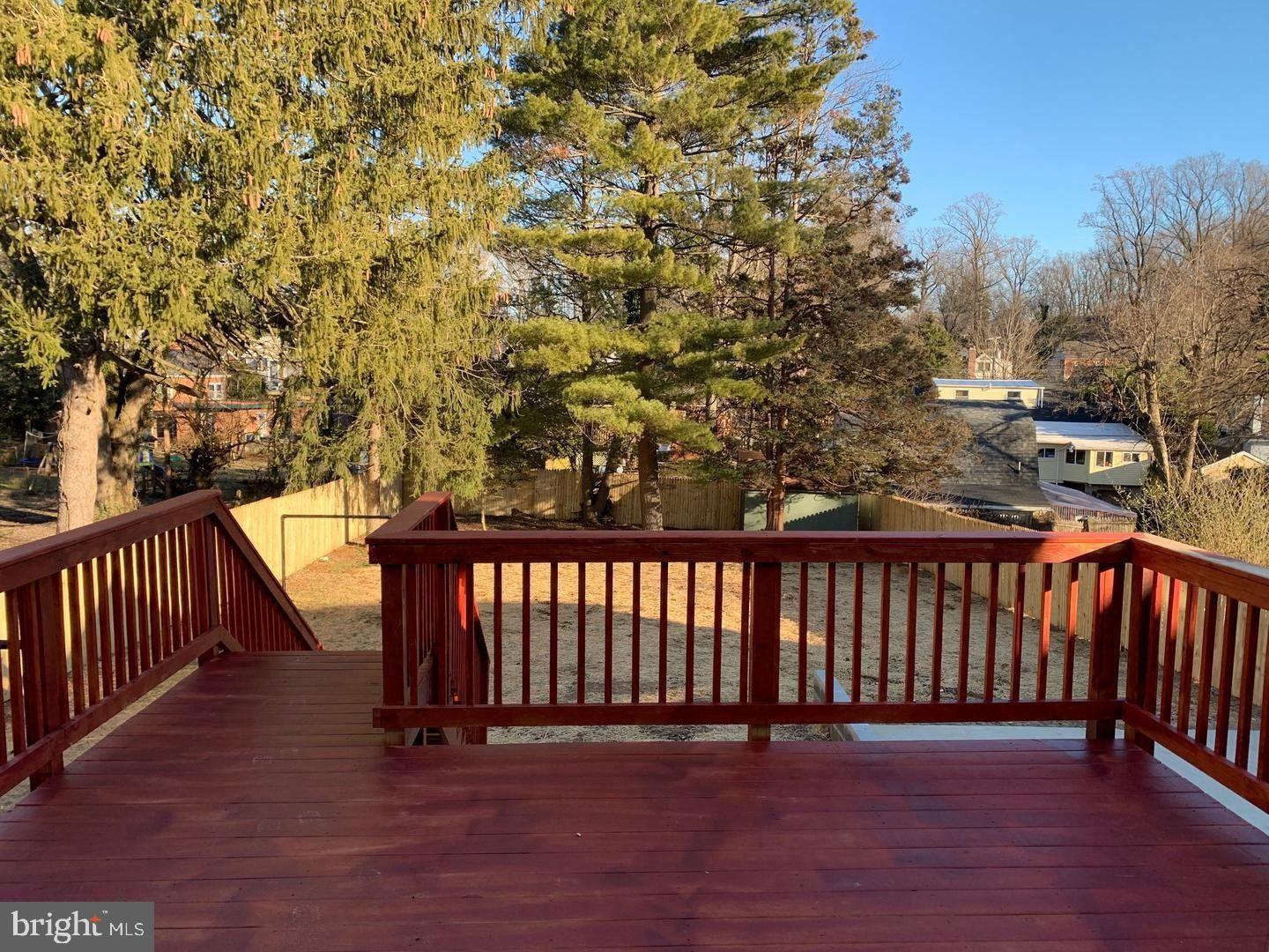 SEVEN OAKS - Residential