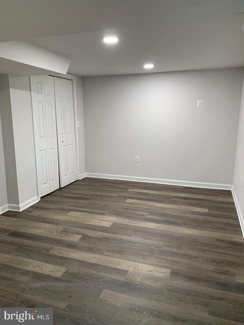 SEVEN OAKS - Residential