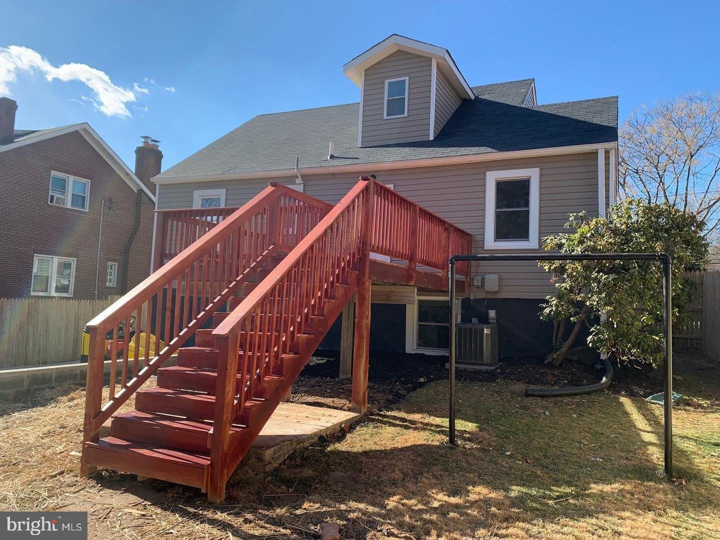 SEVEN OAKS - Residential