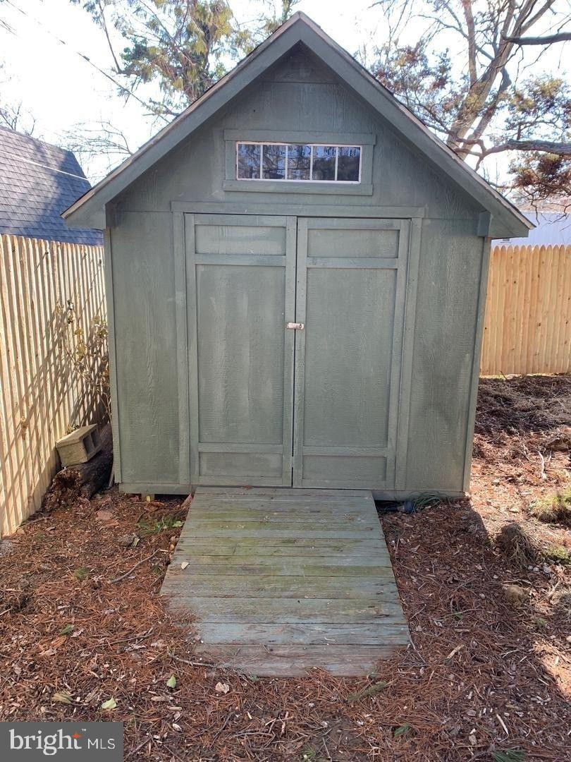 SEVEN OAKS - Residential