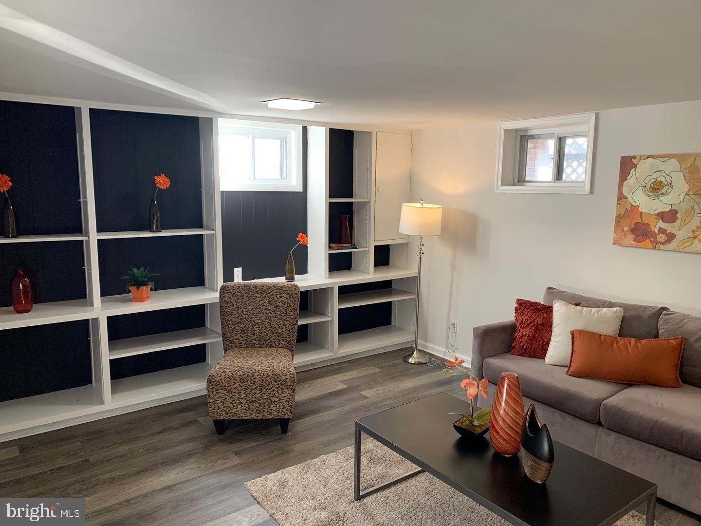 SEVEN OAKS - Residential