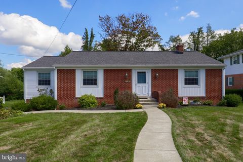 Photo of 1737 SAMMAR RD, LANCASTER, PA 17601 (MLS # PALA2040932)