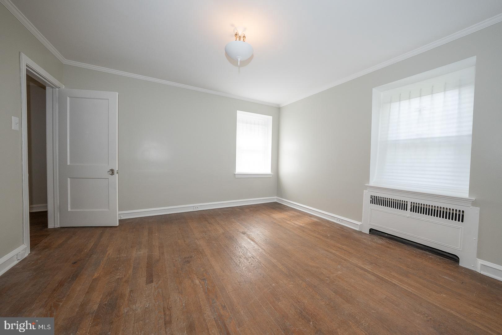 EAST OAK LANE - Residential