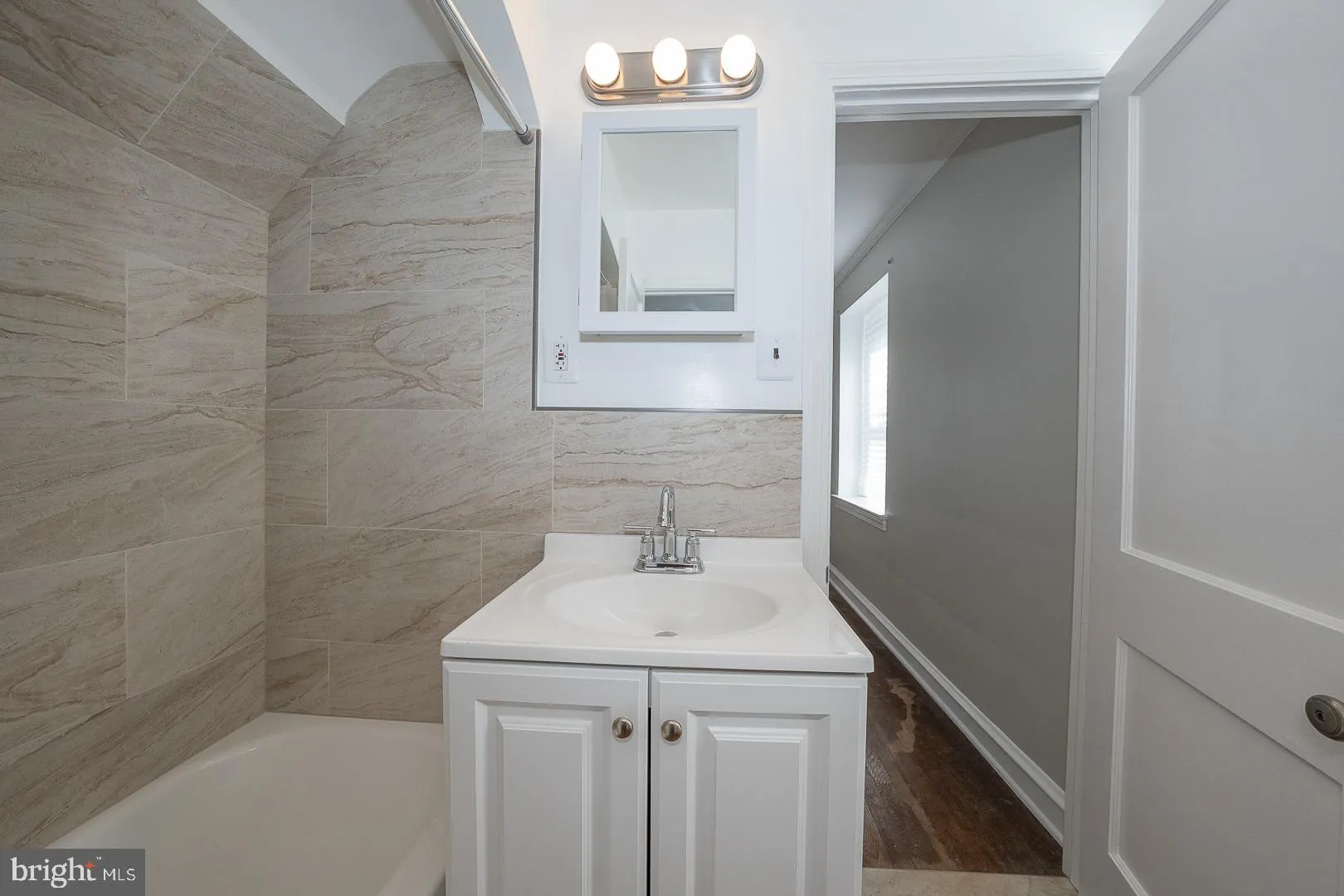 Philadelphia, Pennsylvania 19126, United States, 5 Bedrooms Bedrooms, ,5 BathroomsBathrooms,Residential,Active,232771