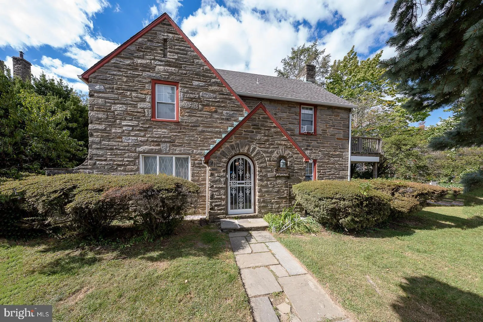 Philadelphia, Pennsylvania 19126, United States, 5 Bedrooms Bedrooms, ,5 BathroomsBathrooms,Residential,Active,232771