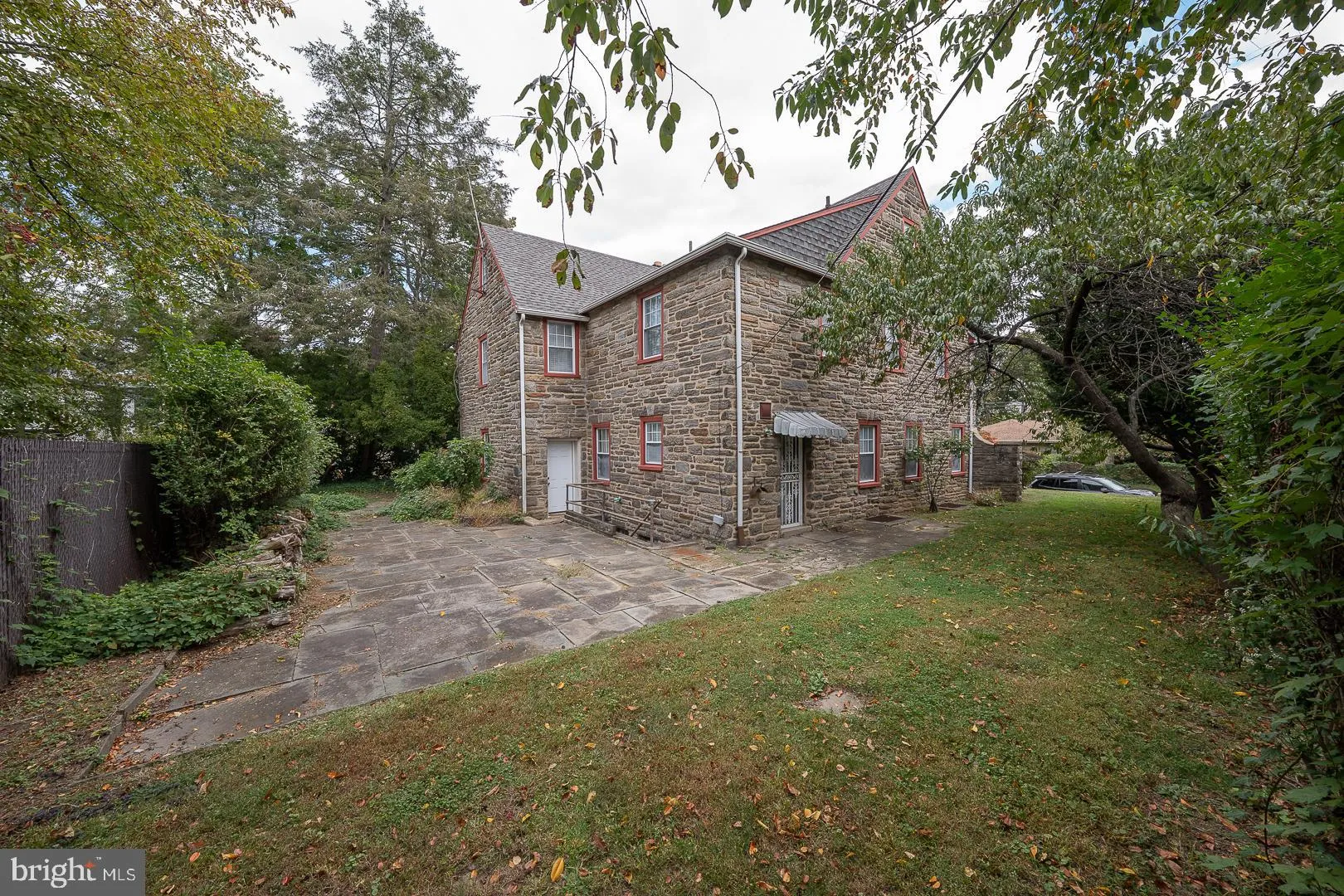 Philadelphia, Pennsylvania 19126, United States, 5 Bedrooms Bedrooms, ,5 BathroomsBathrooms,Residential,Active,232771