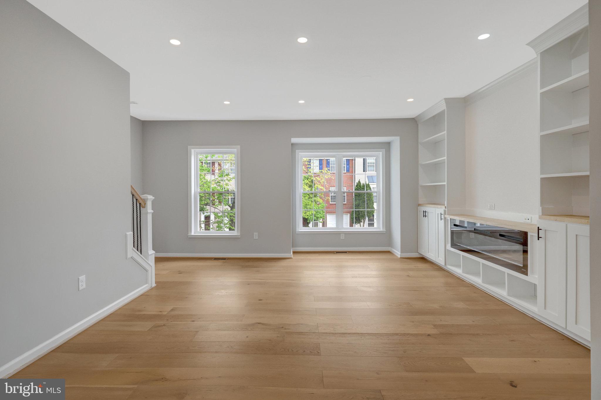 SHEFFIELD MANOR - Residential