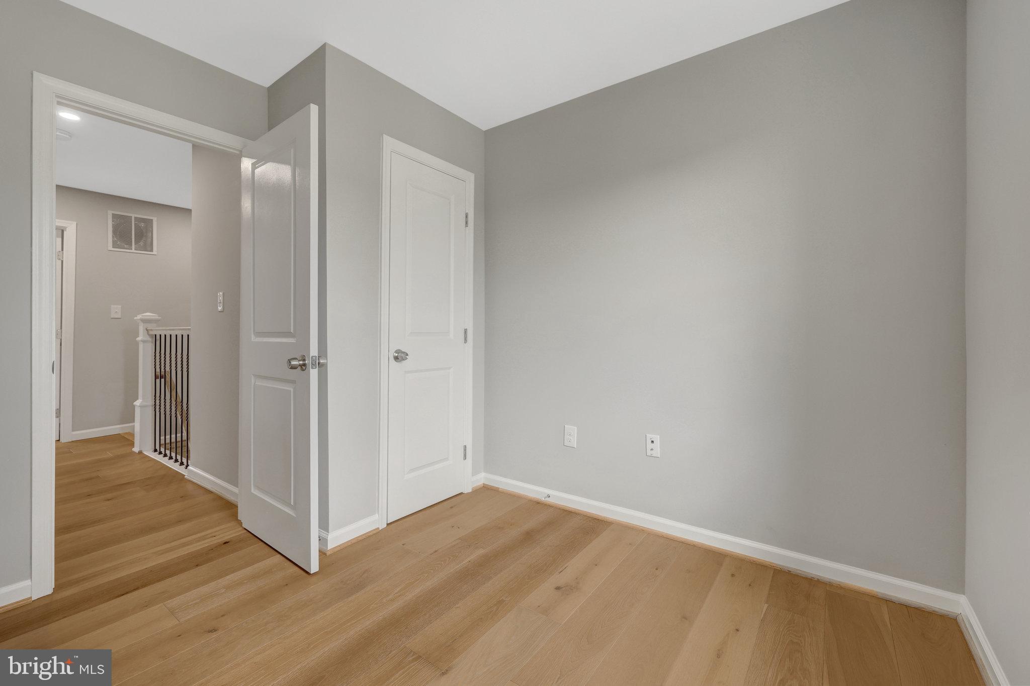 SHEFFIELD MANOR - Residential