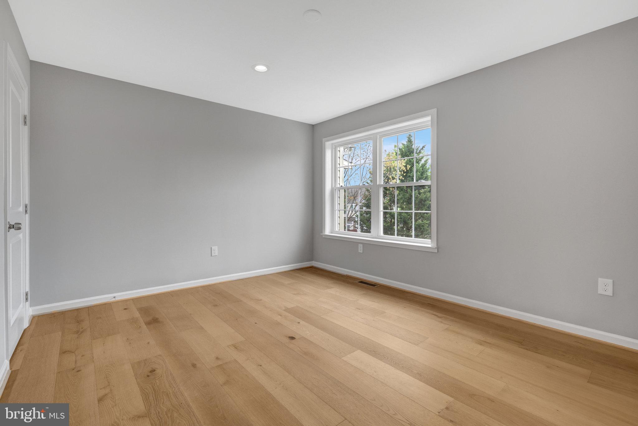 SHEFFIELD MANOR - Residential