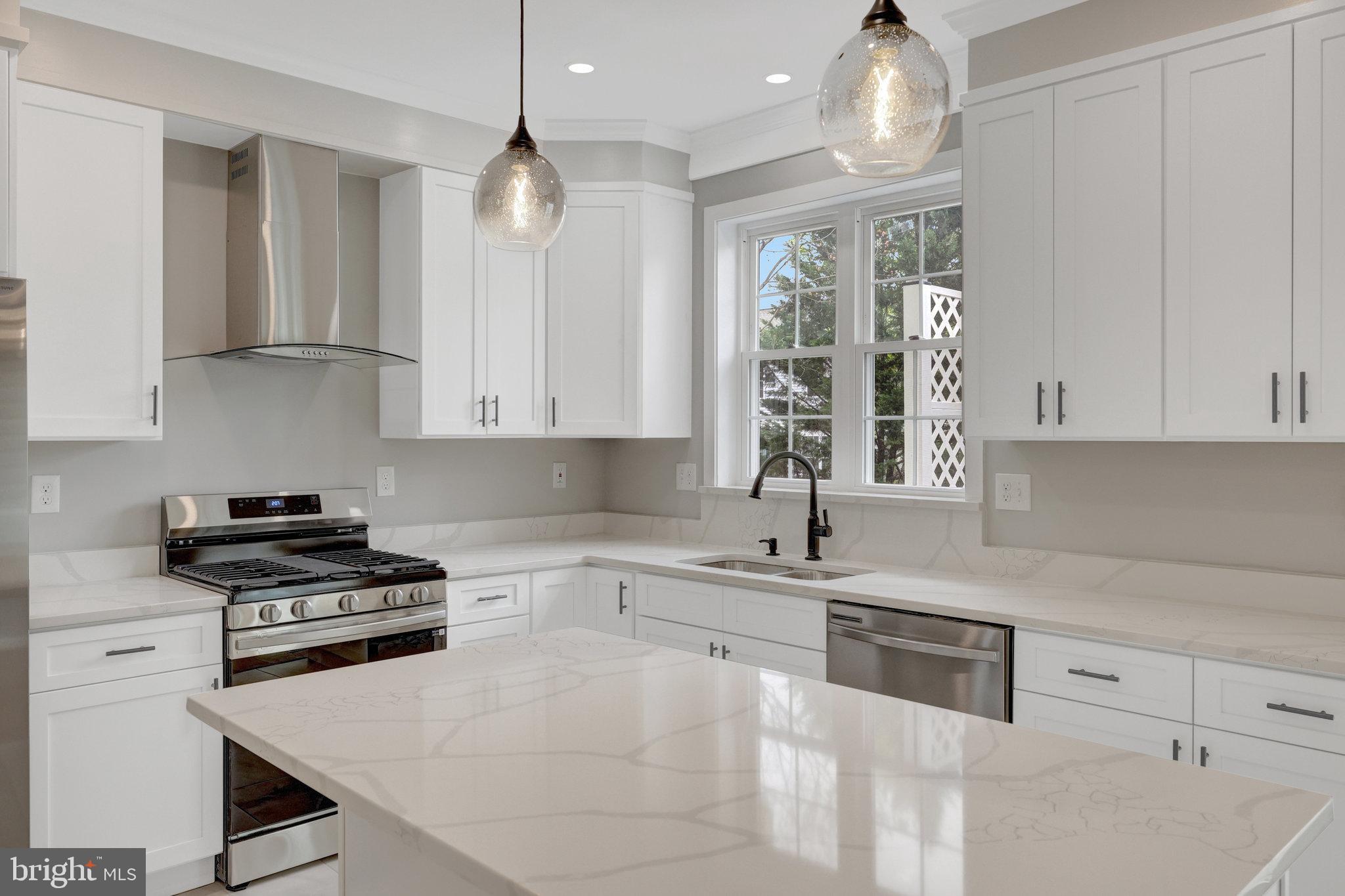 SHEFFIELD MANOR - Residential