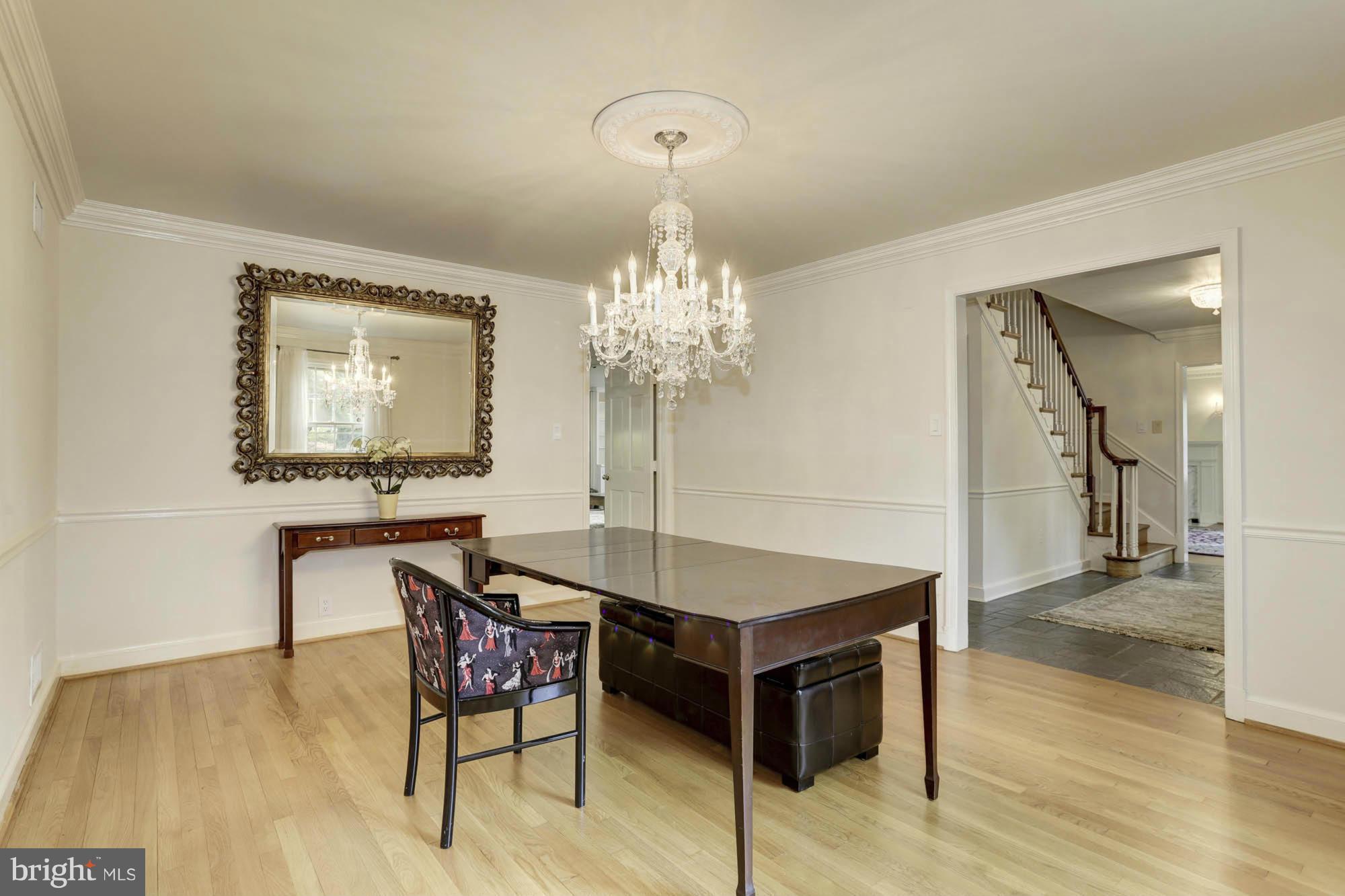 BRADLEY MANOR - Residential