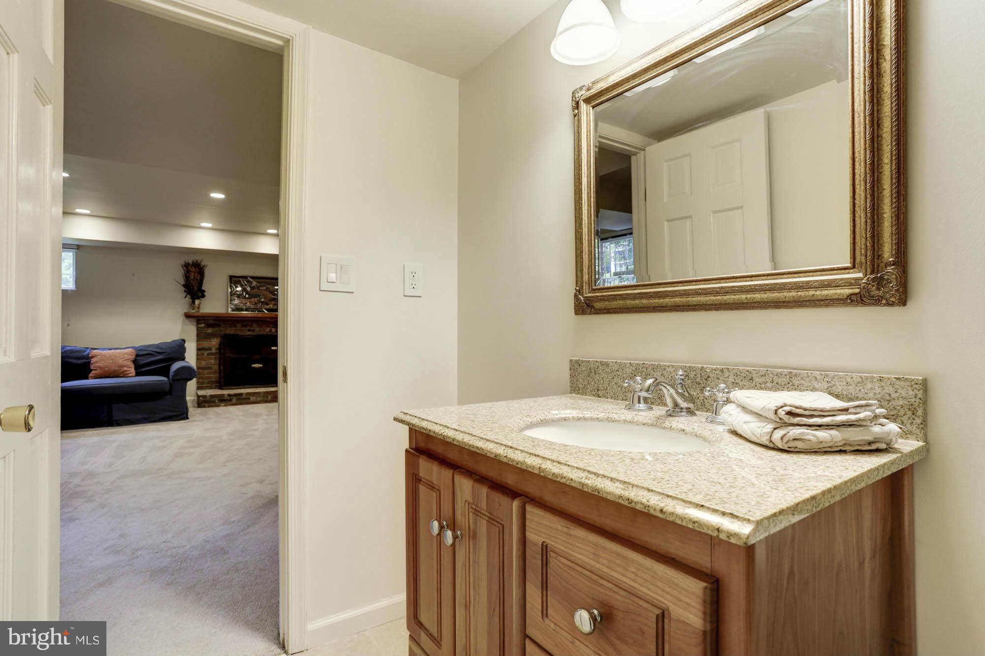 BRADLEY MANOR - Residential