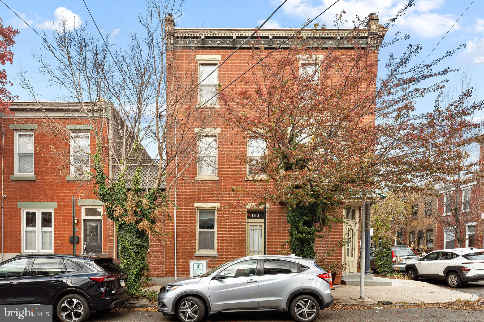 Philadelphia, Pennsylvania 19130, United States, 2 Bedrooms Bedrooms, ,3 BathroomsBathrooms,Residential,Active,244228