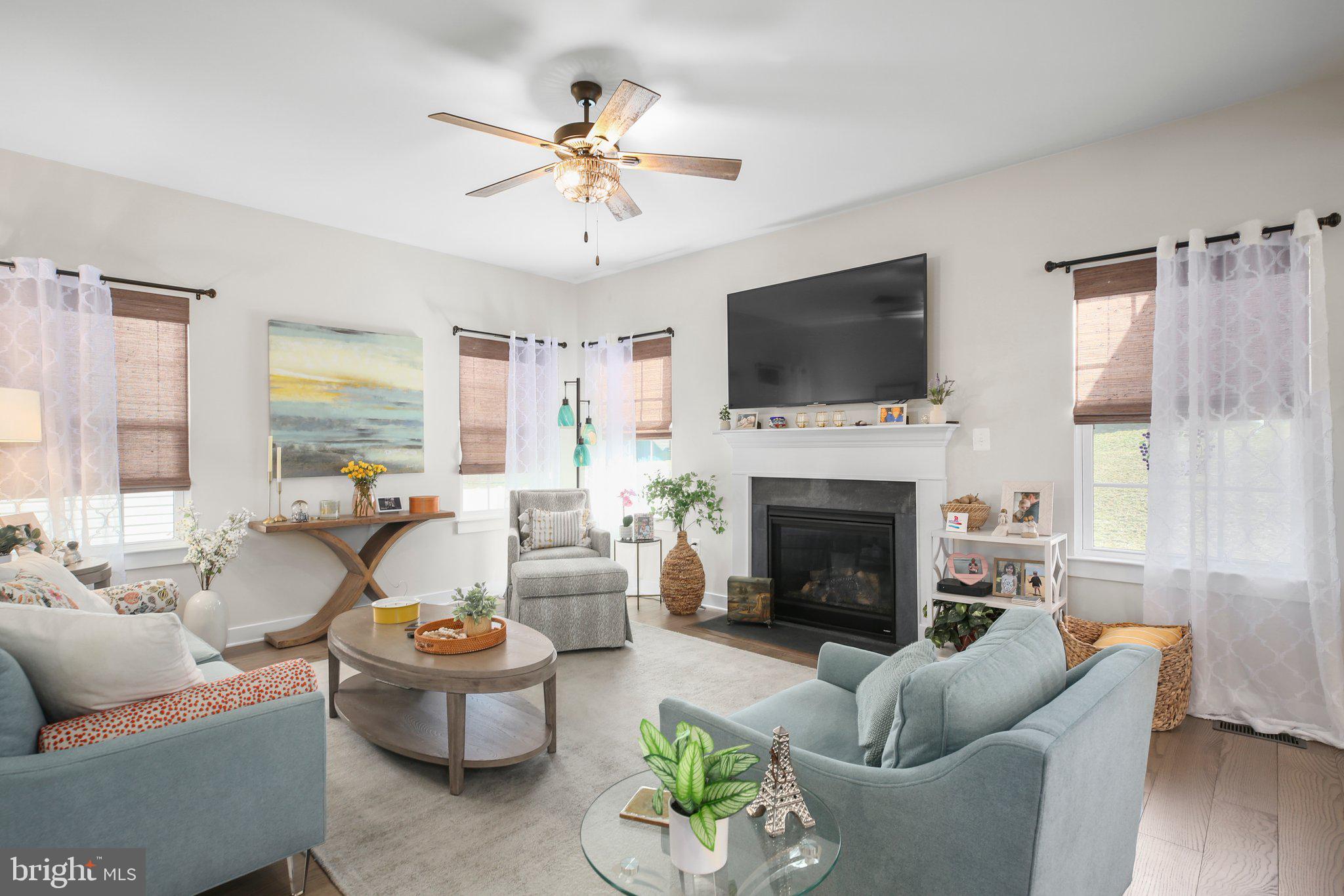 FREDERICKSBURG - Residential