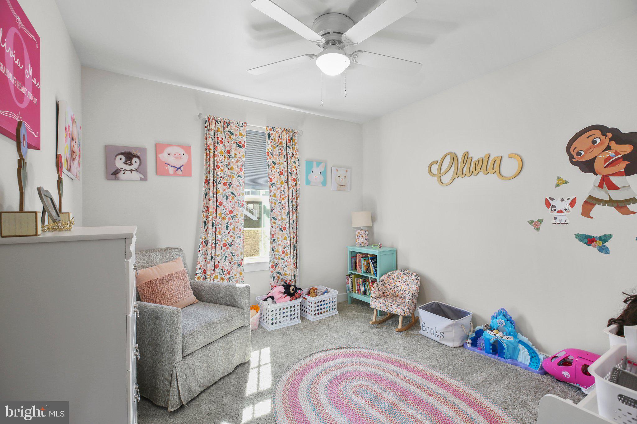 FREDERICKSBURG - Residential