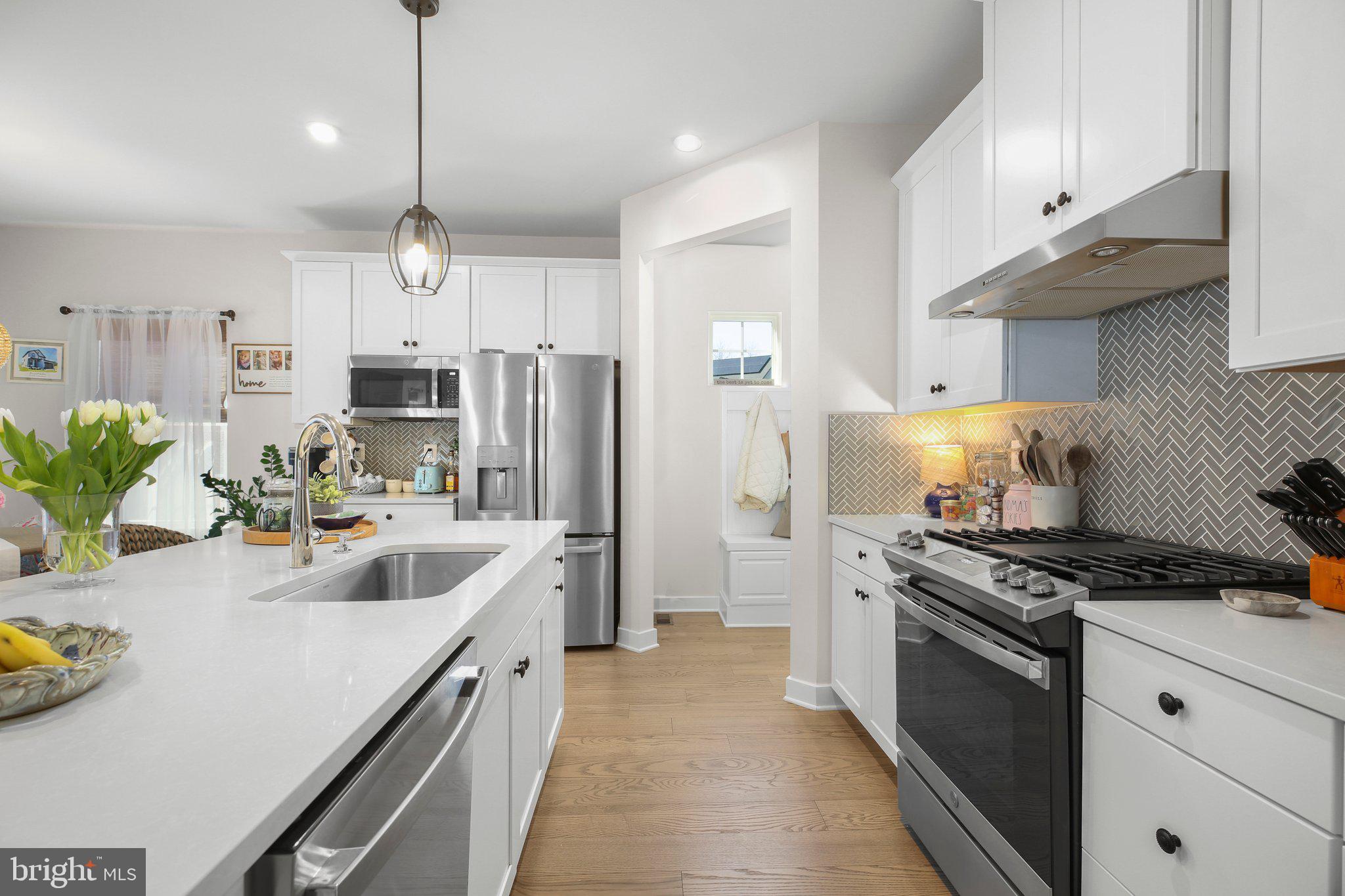 FREDERICKSBURG - Residential