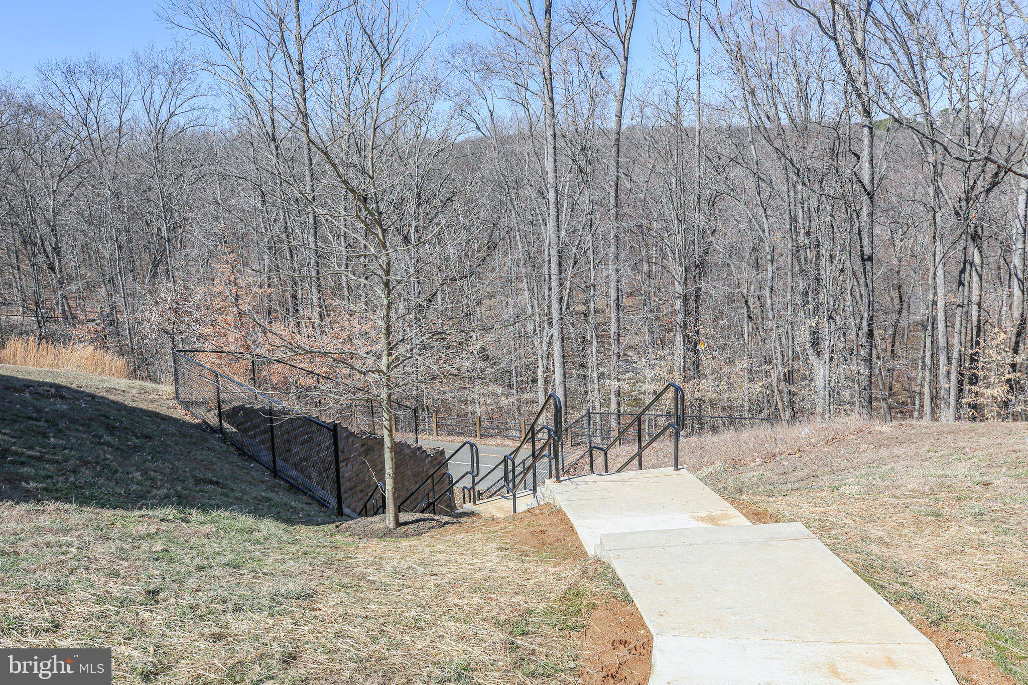 FREDERICKSBURG - Residential