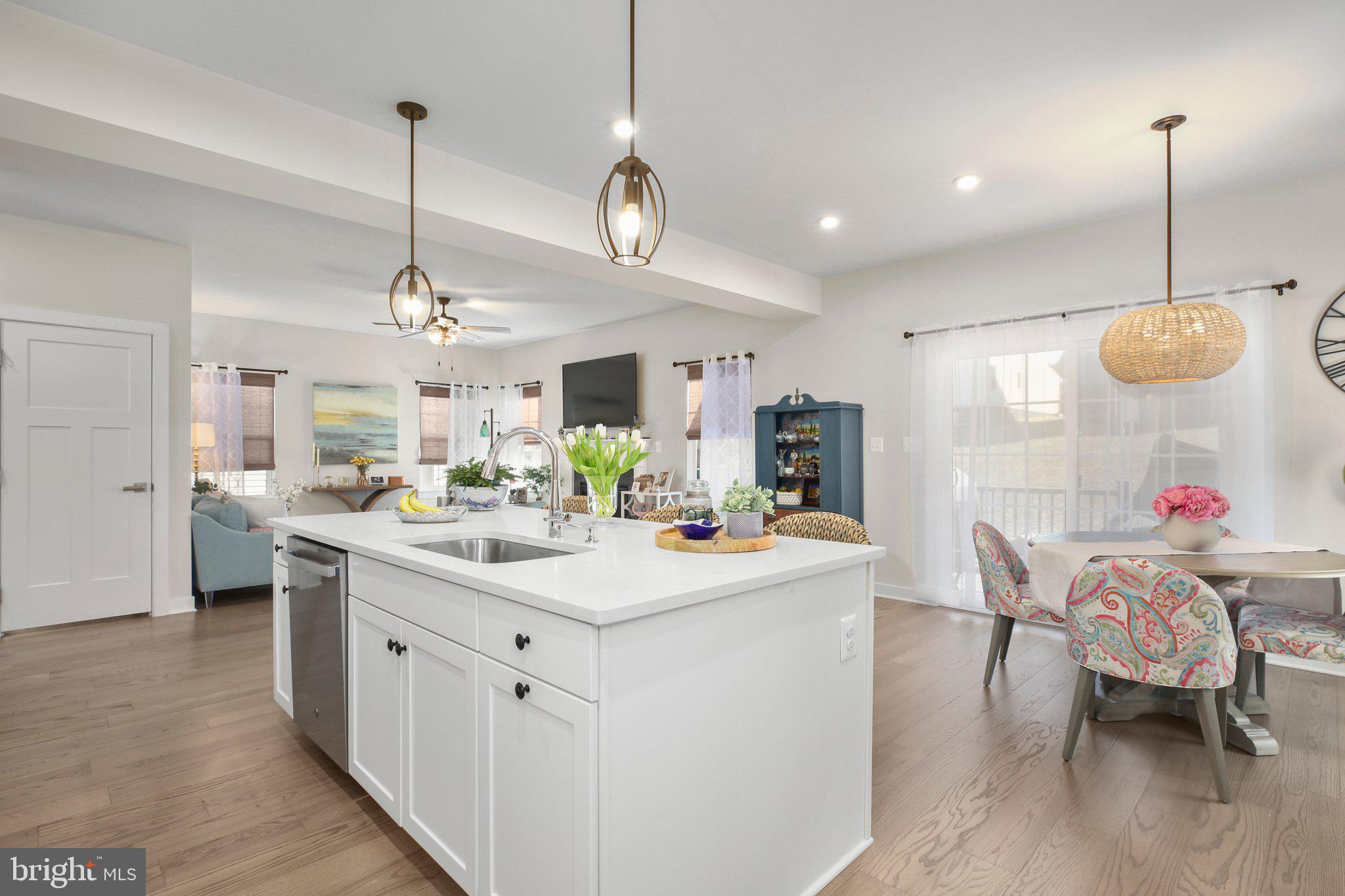 FREDERICKSBURG - Residential