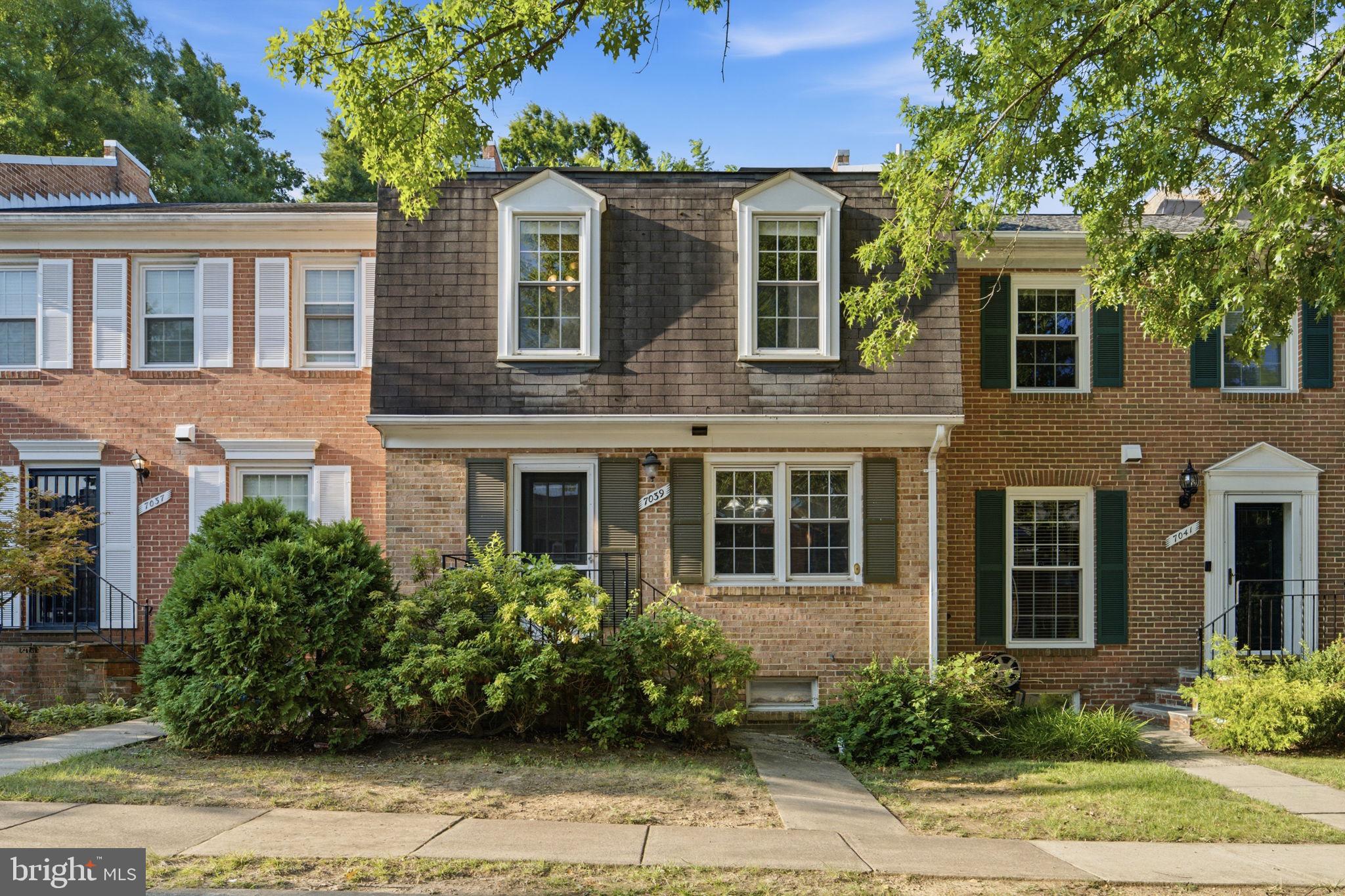 7039 BRADWOOD COURT