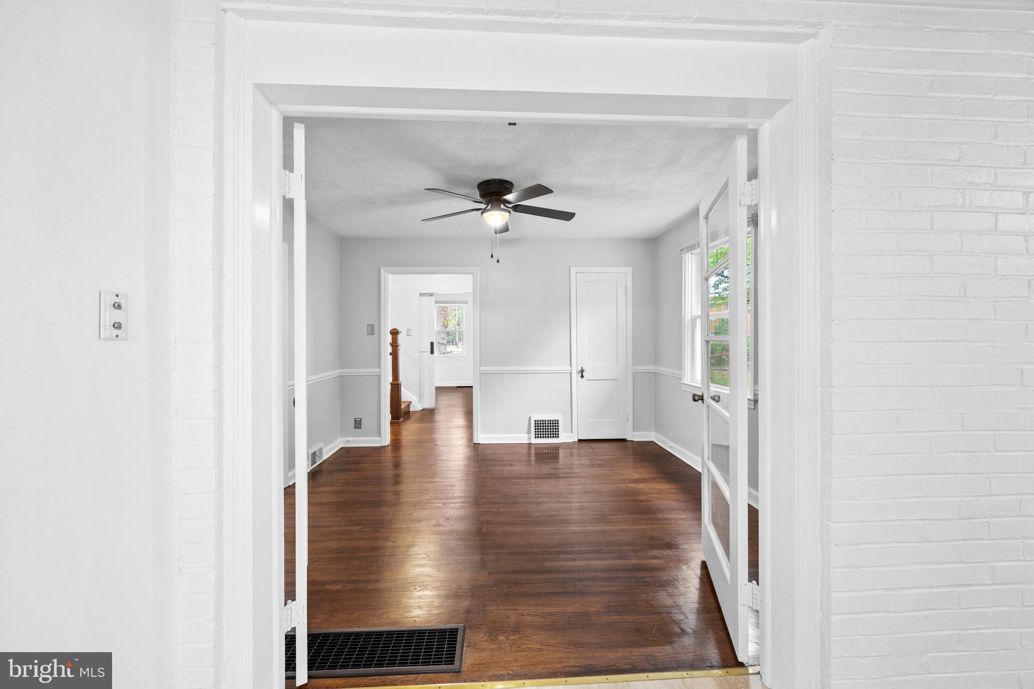 HAMILTON PARK - Residential