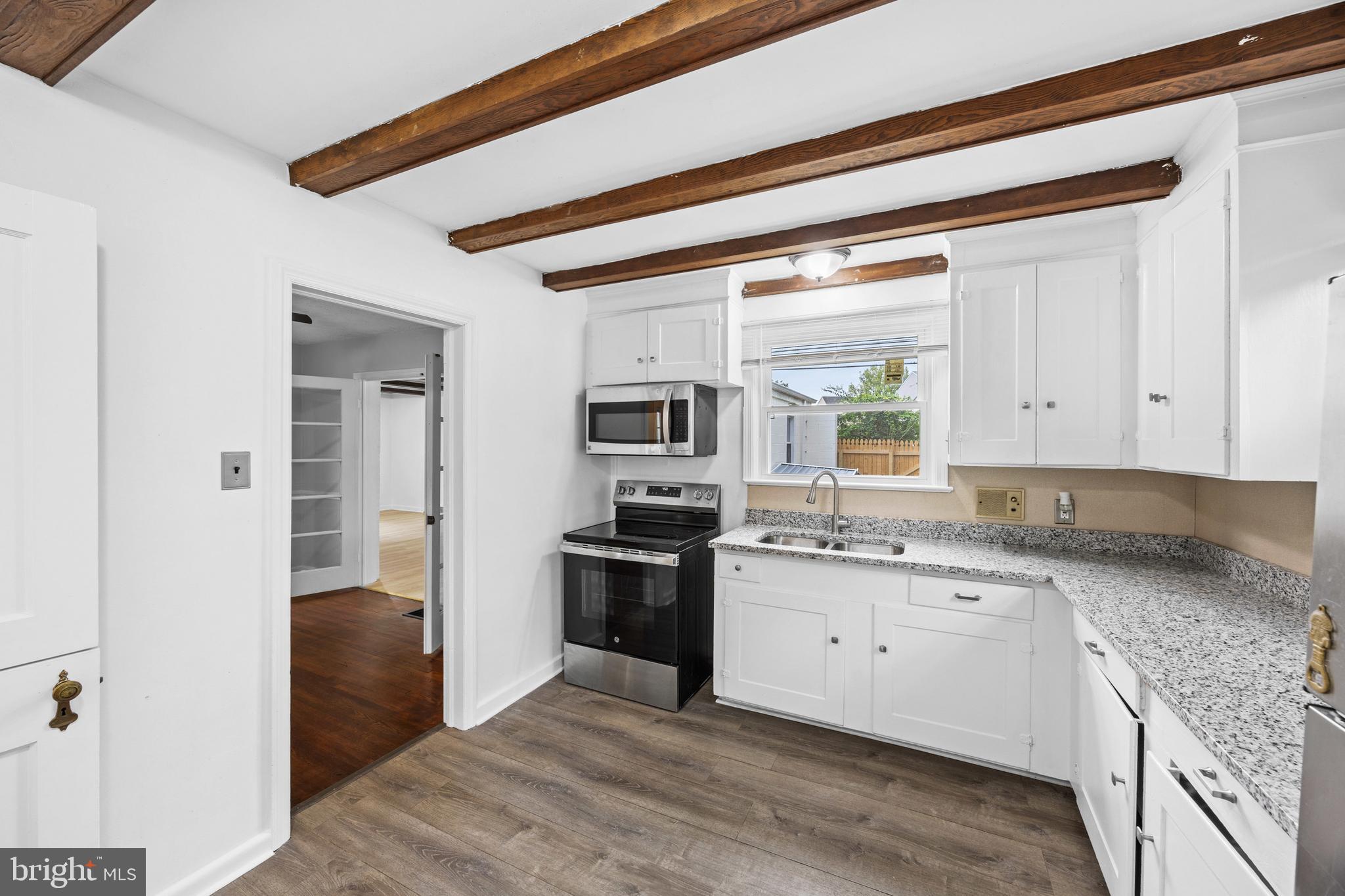 HAMILTON PARK - Residential