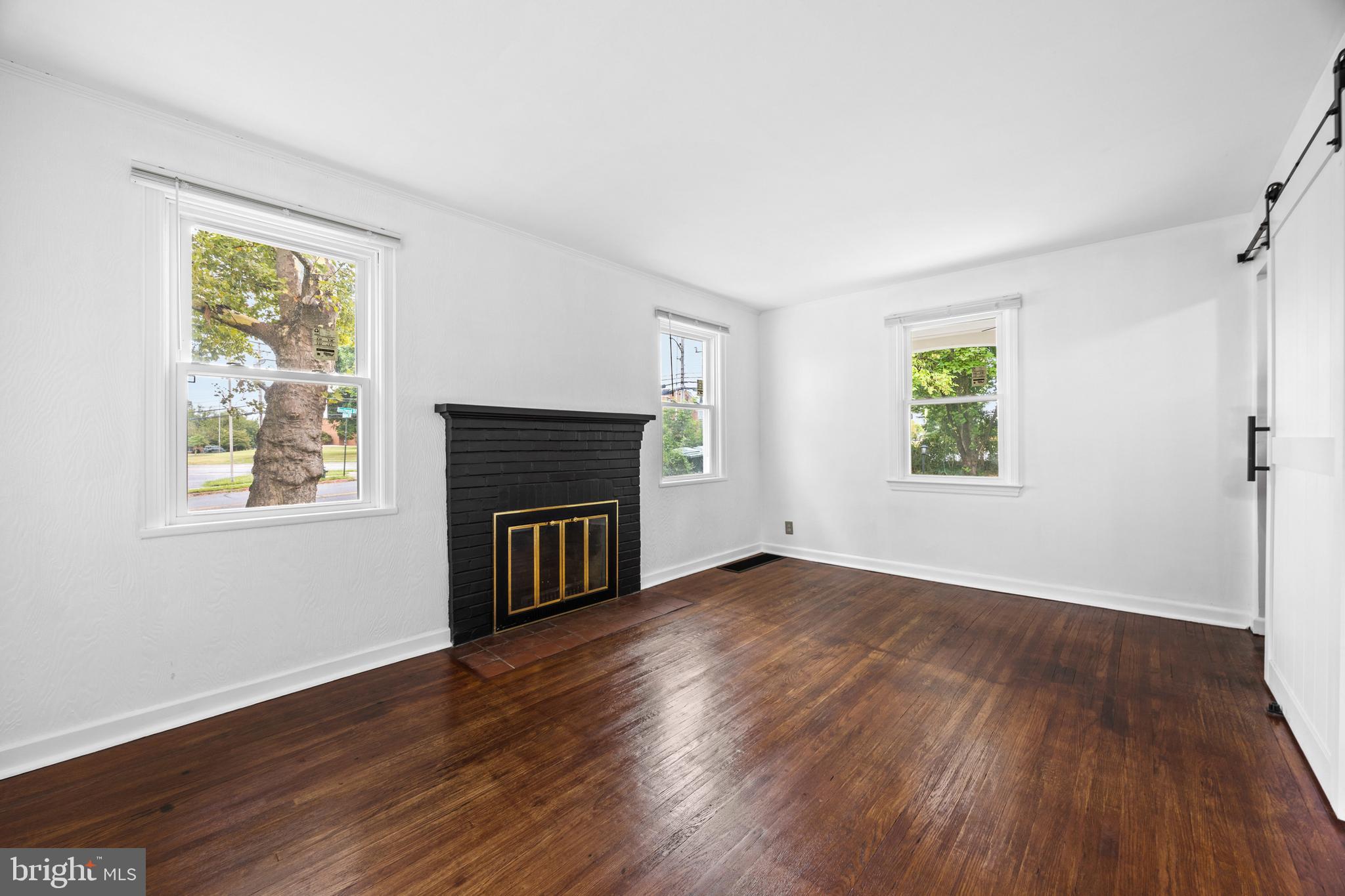 HAMILTON PARK - Residential