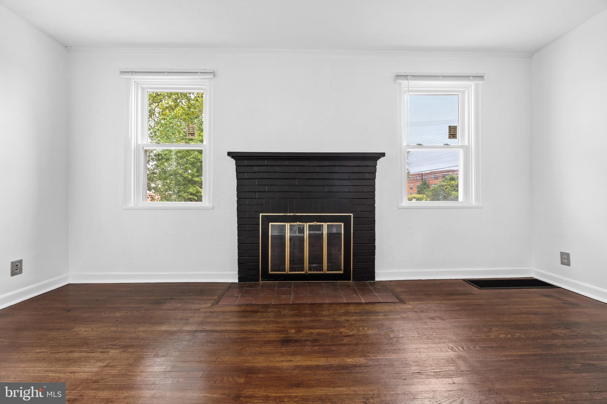 HAMILTON PARK - Residential