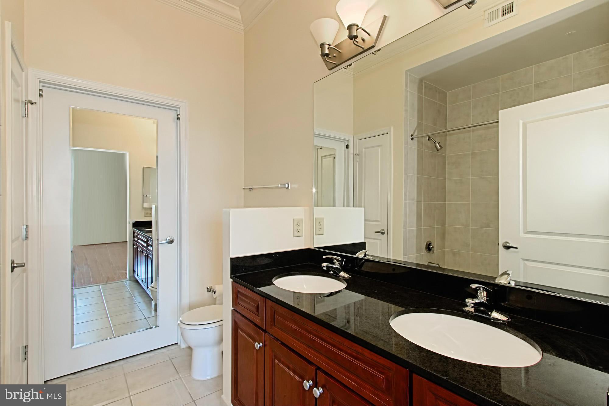 THE ROYALTON - Residential Lease