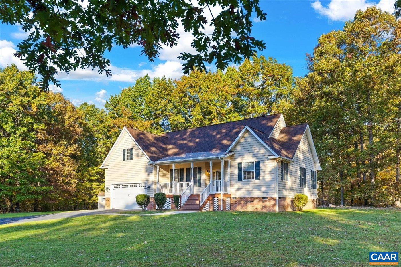 THE OAKS - Residential