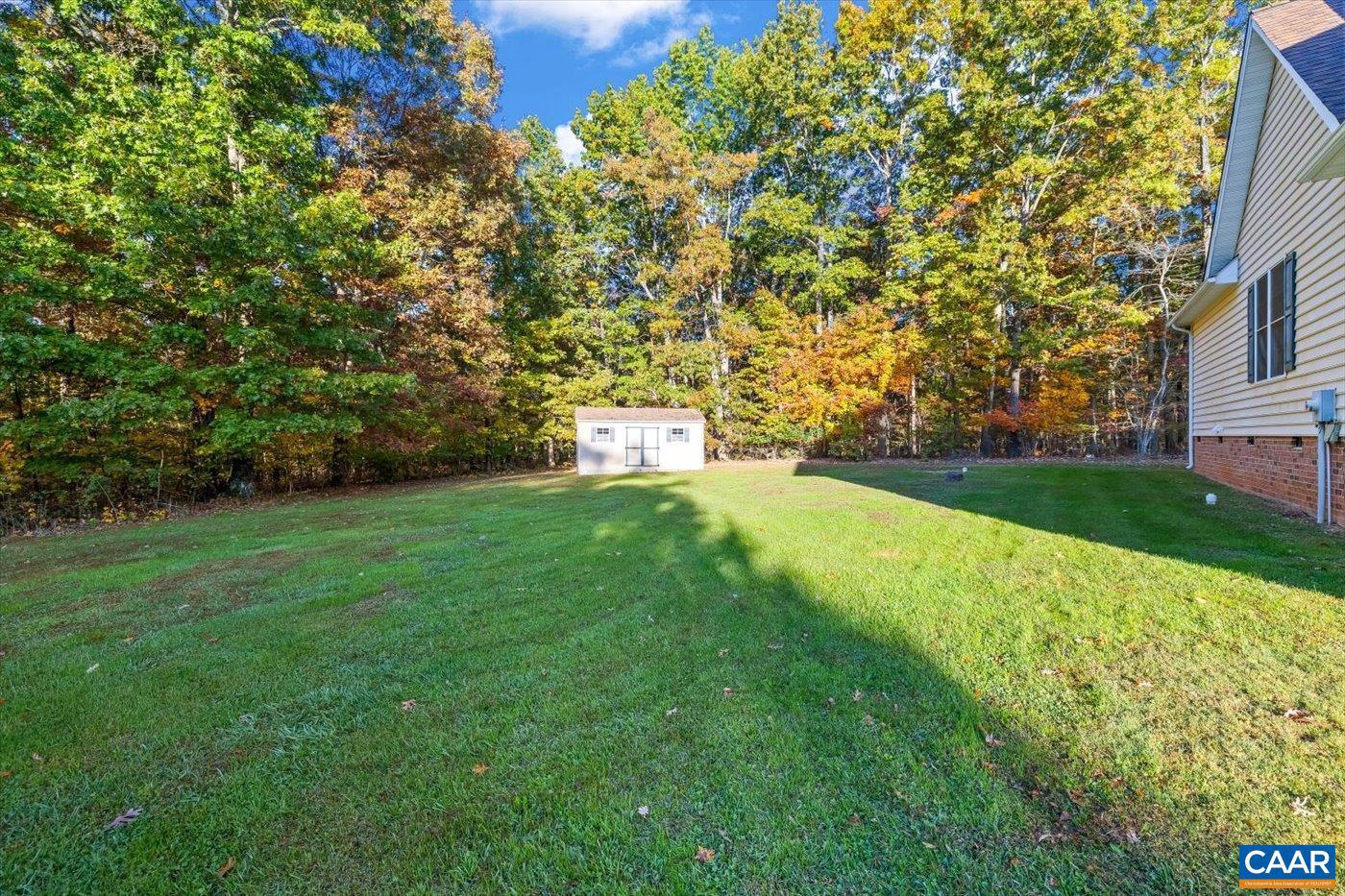 THE OAKS - Residential