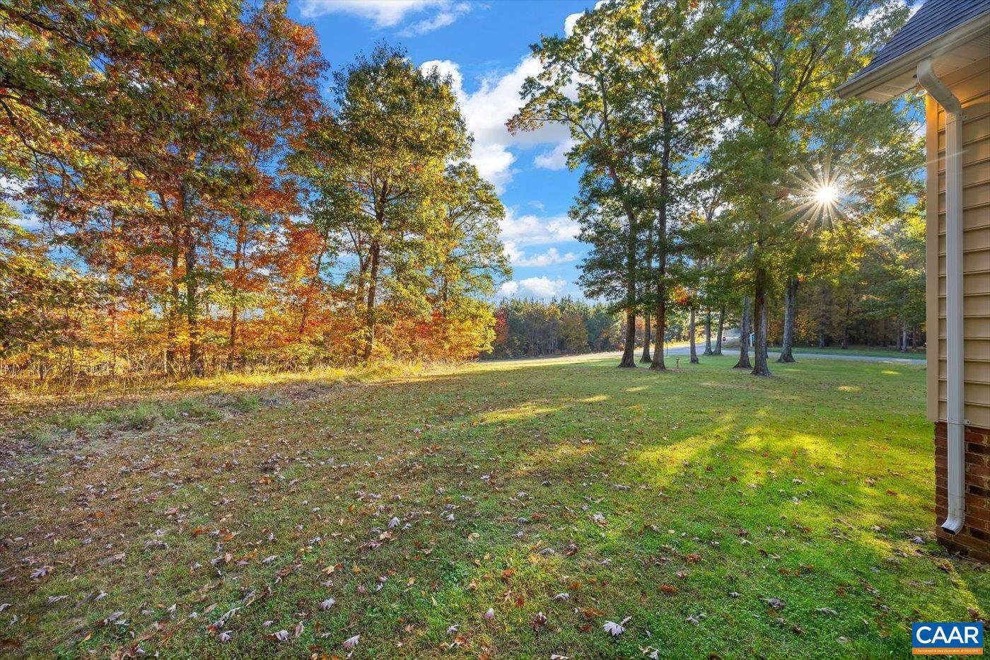 THE OAKS - Residential