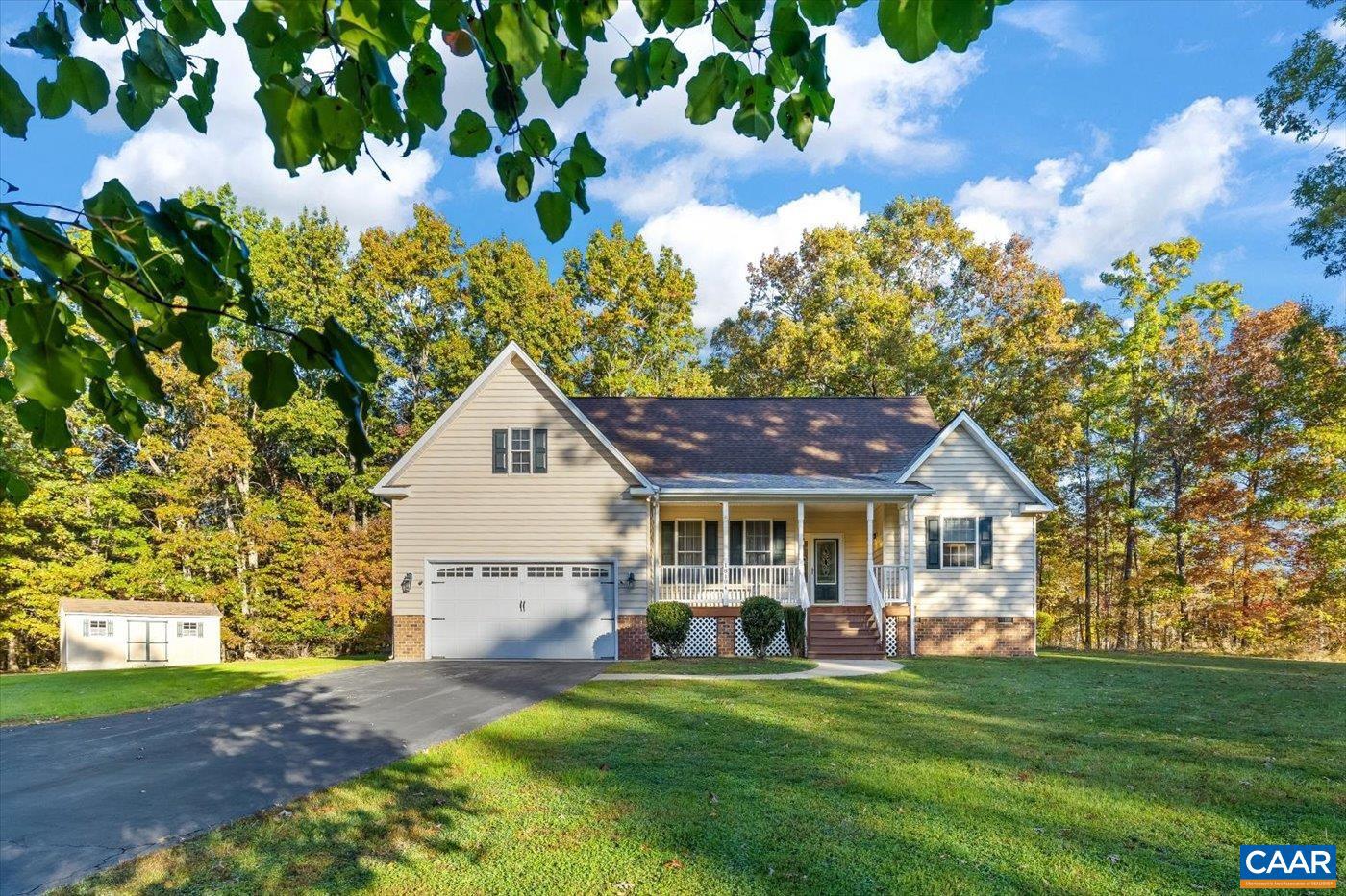 THE OAKS - Residential