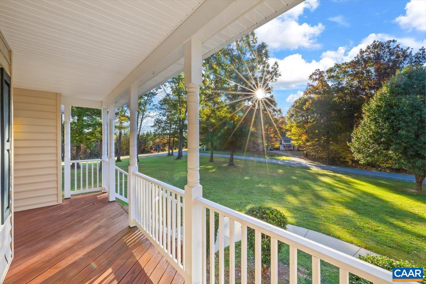 THE OAKS - Residential