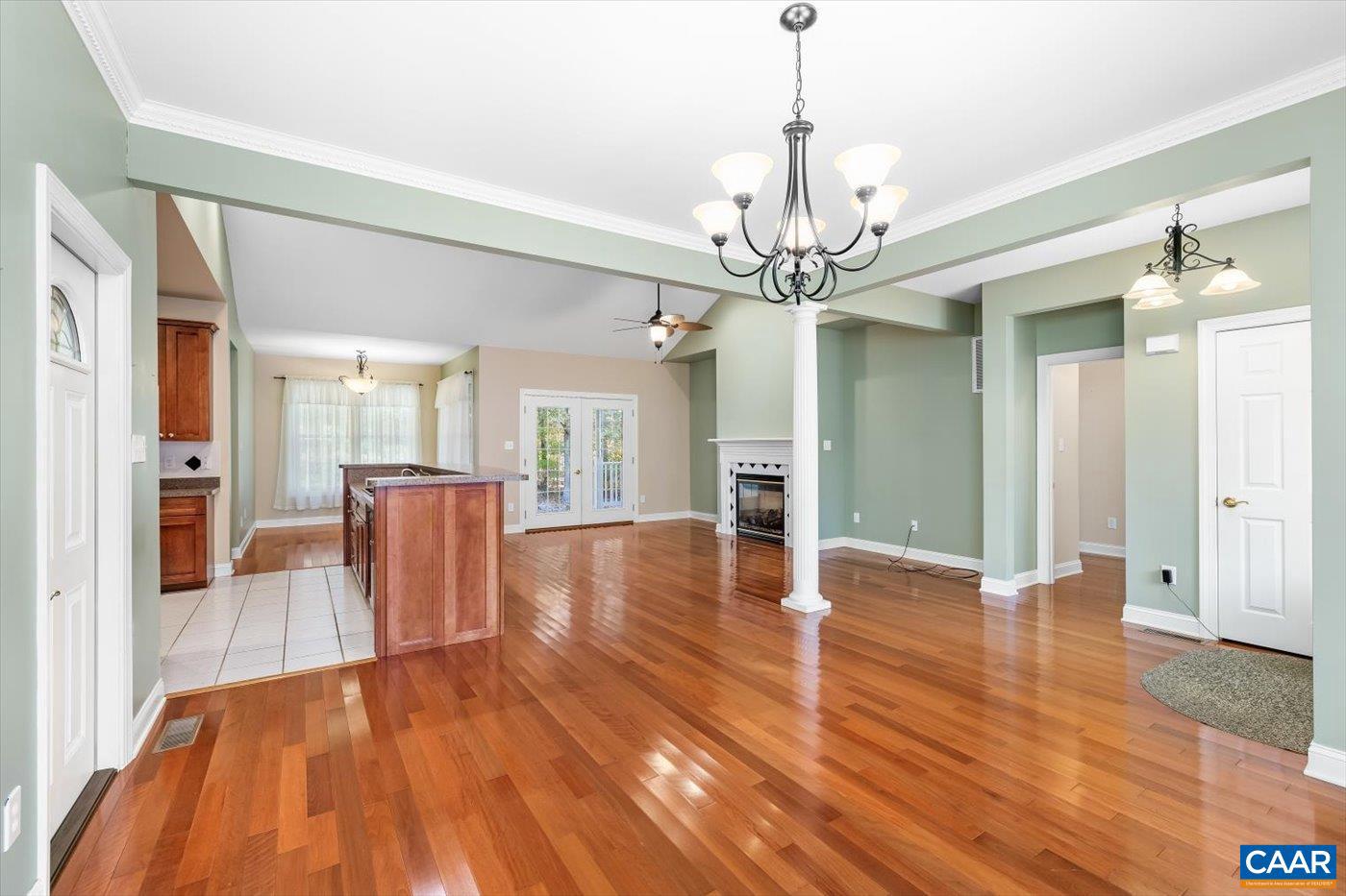 THE OAKS - Residential