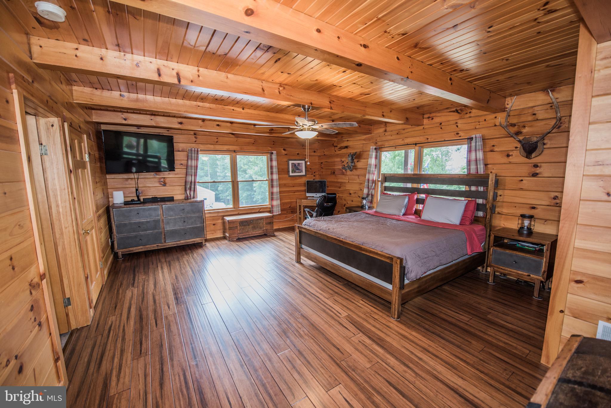 ROUND TOP ESTATES - Residential