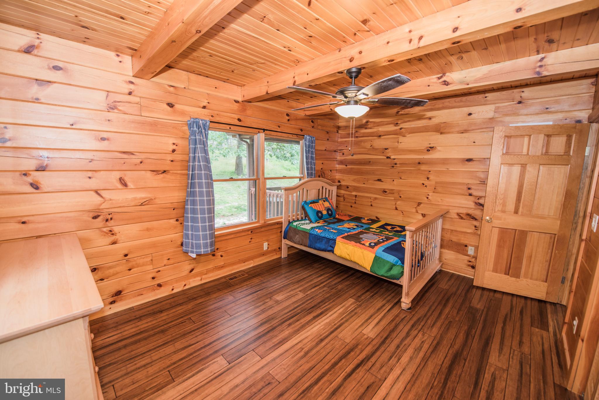 ROUND TOP ESTATES - Residential